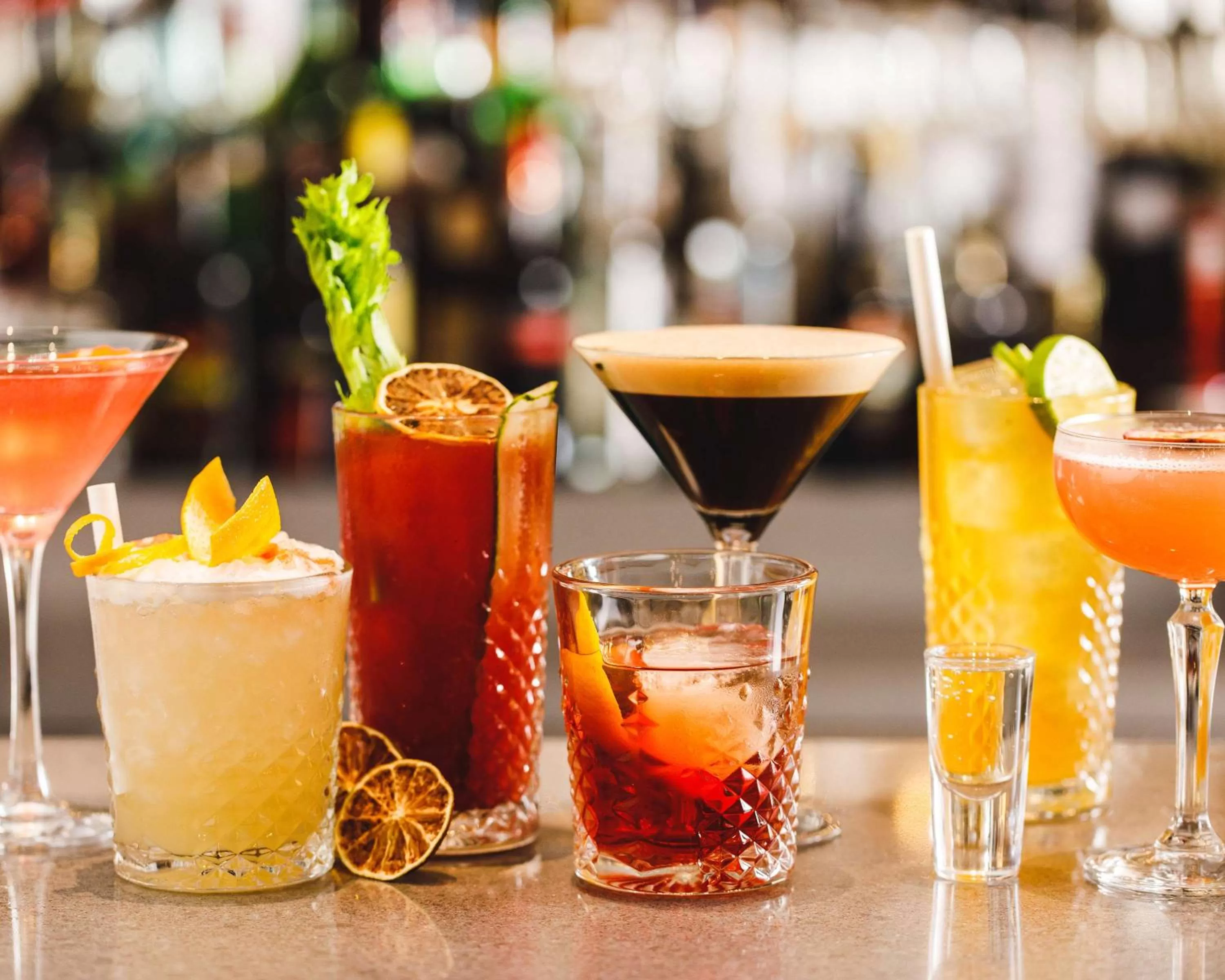 Lounge or bar in Hyatt Place Boston/Seaport District