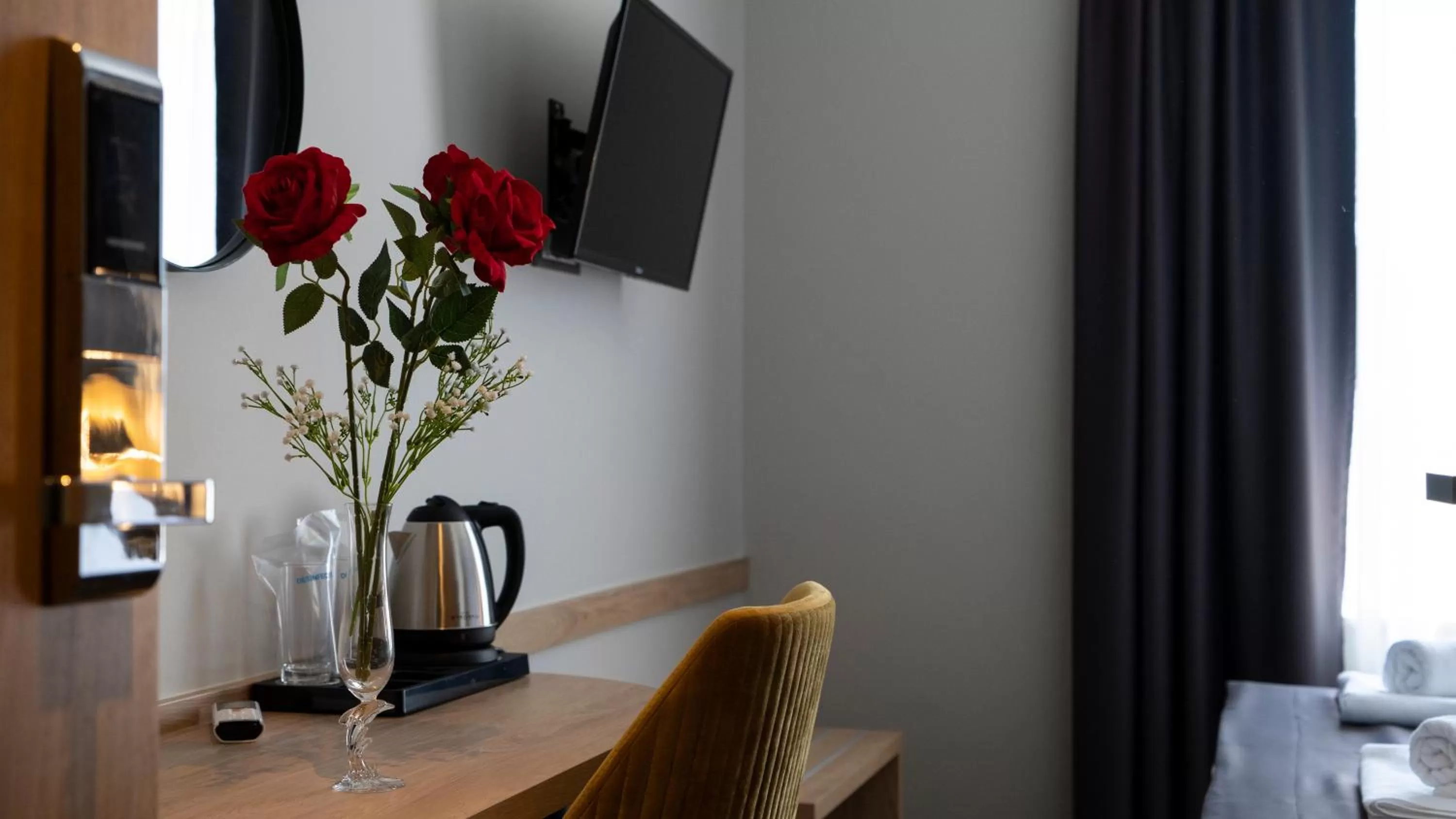 TV and multimedia, Bed in HA Hotel Mostar