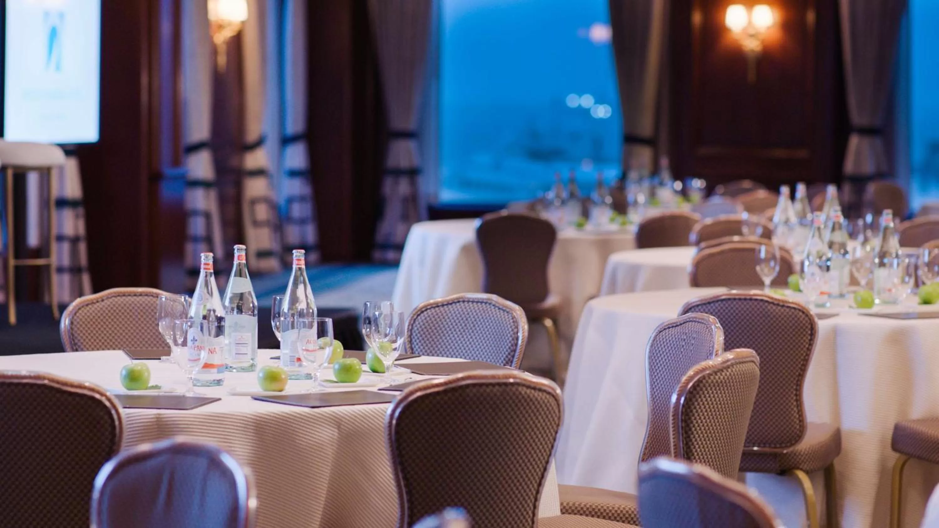 Business facilities in Boston Harbor Hotel