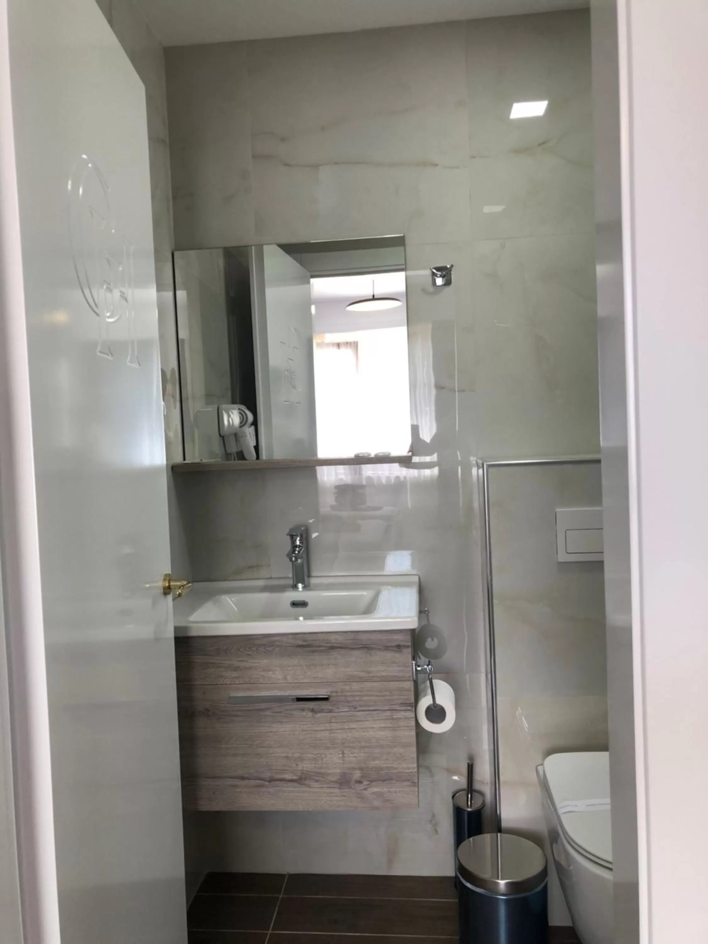 Bathroom in Grand Hotel Pogradec