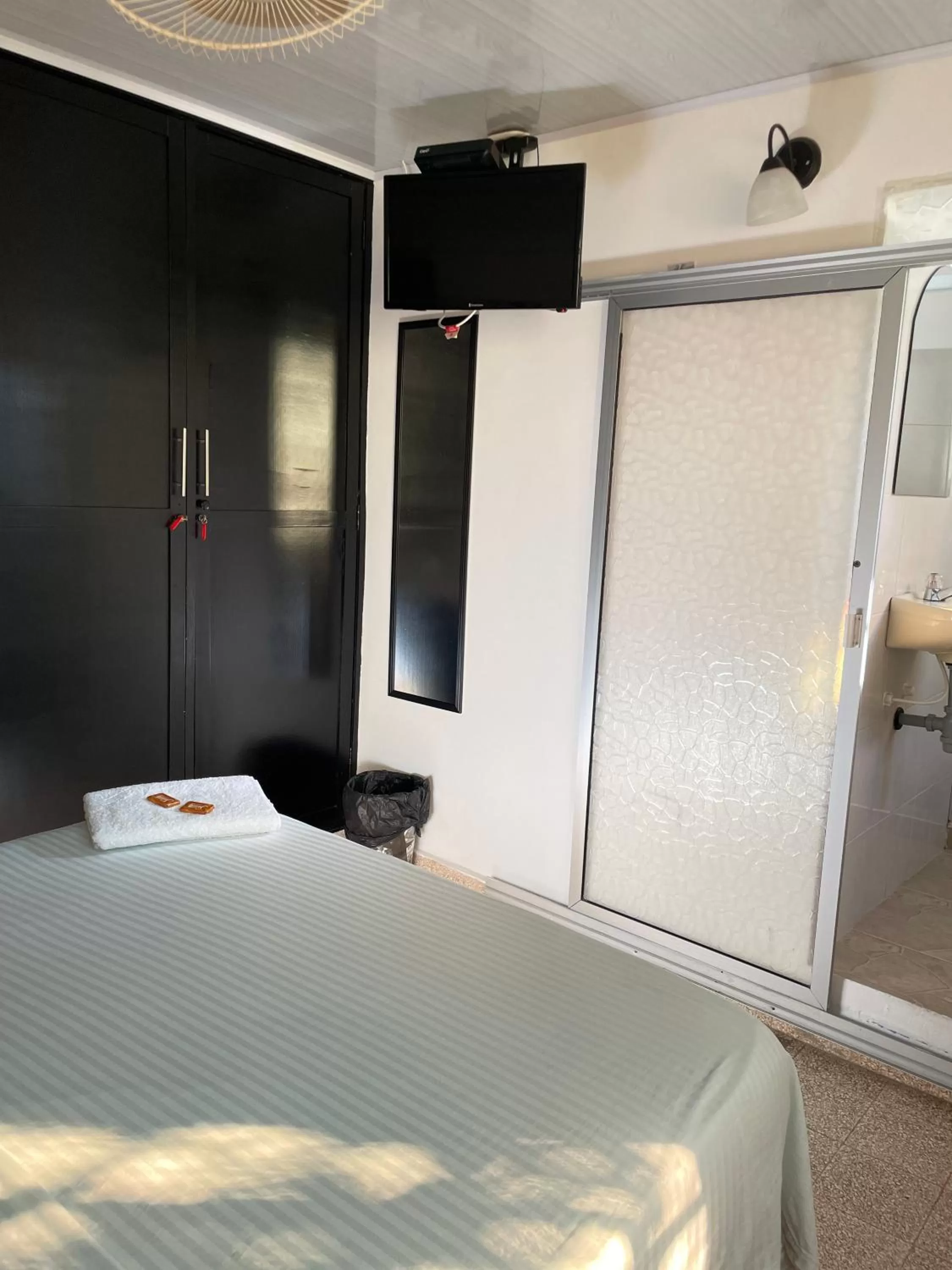 Guests, Bed in Hotel Balop