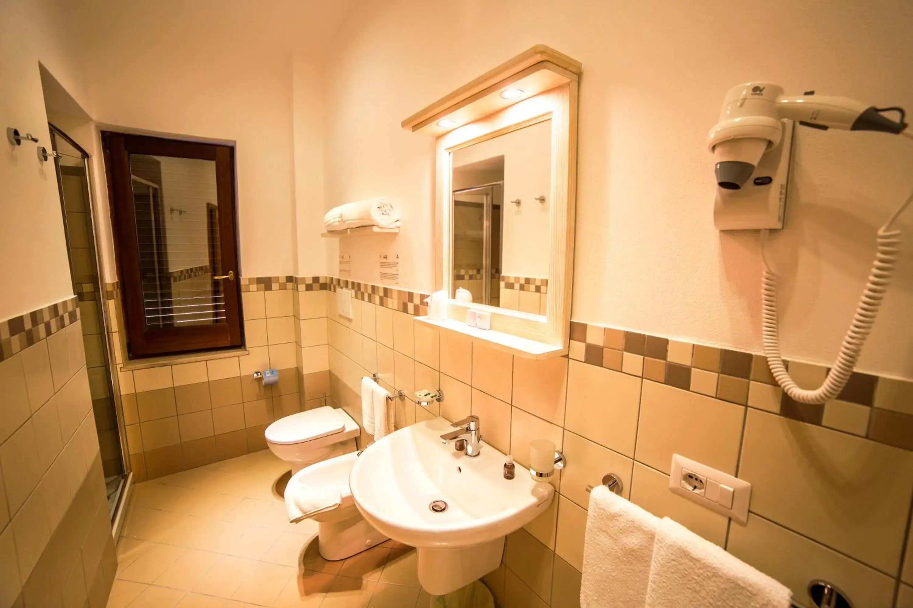 Bathroom in Hotel Oriente