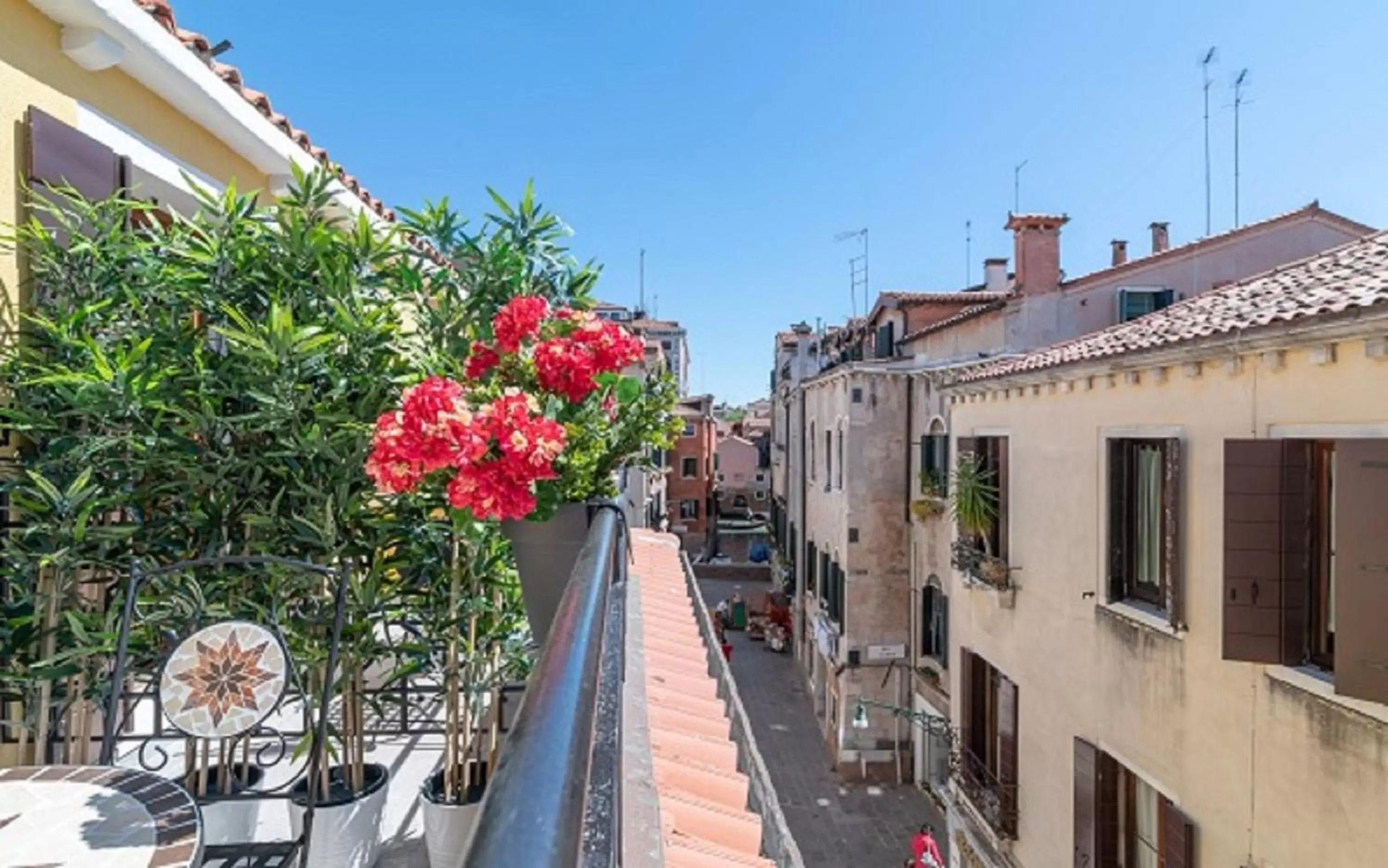 Balcony/Terrace in Grifoni Boutique Hotel