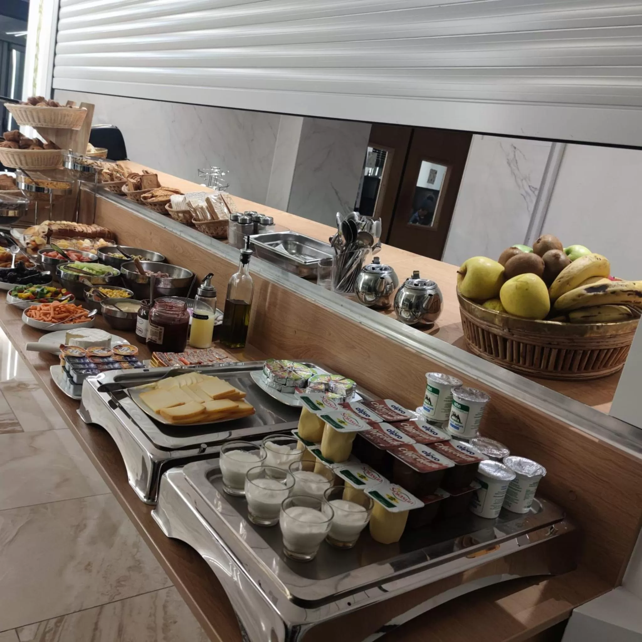 Breakfast in Hotel Aida Opera