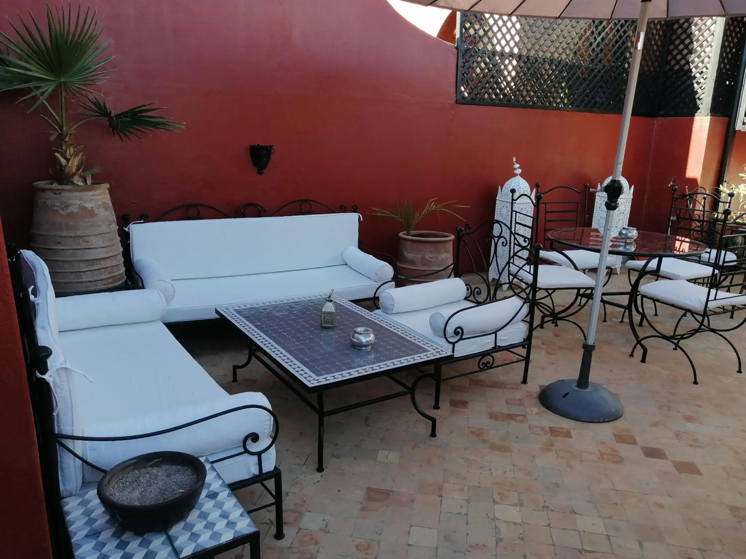 Property building in Riad Alaka