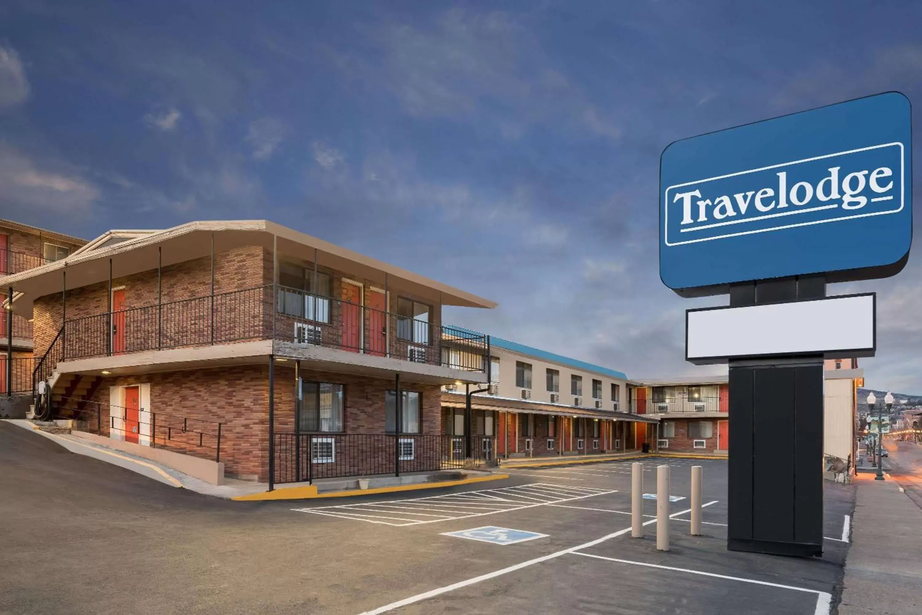 Property building in Travelodge by Wyndham Klamath Falls