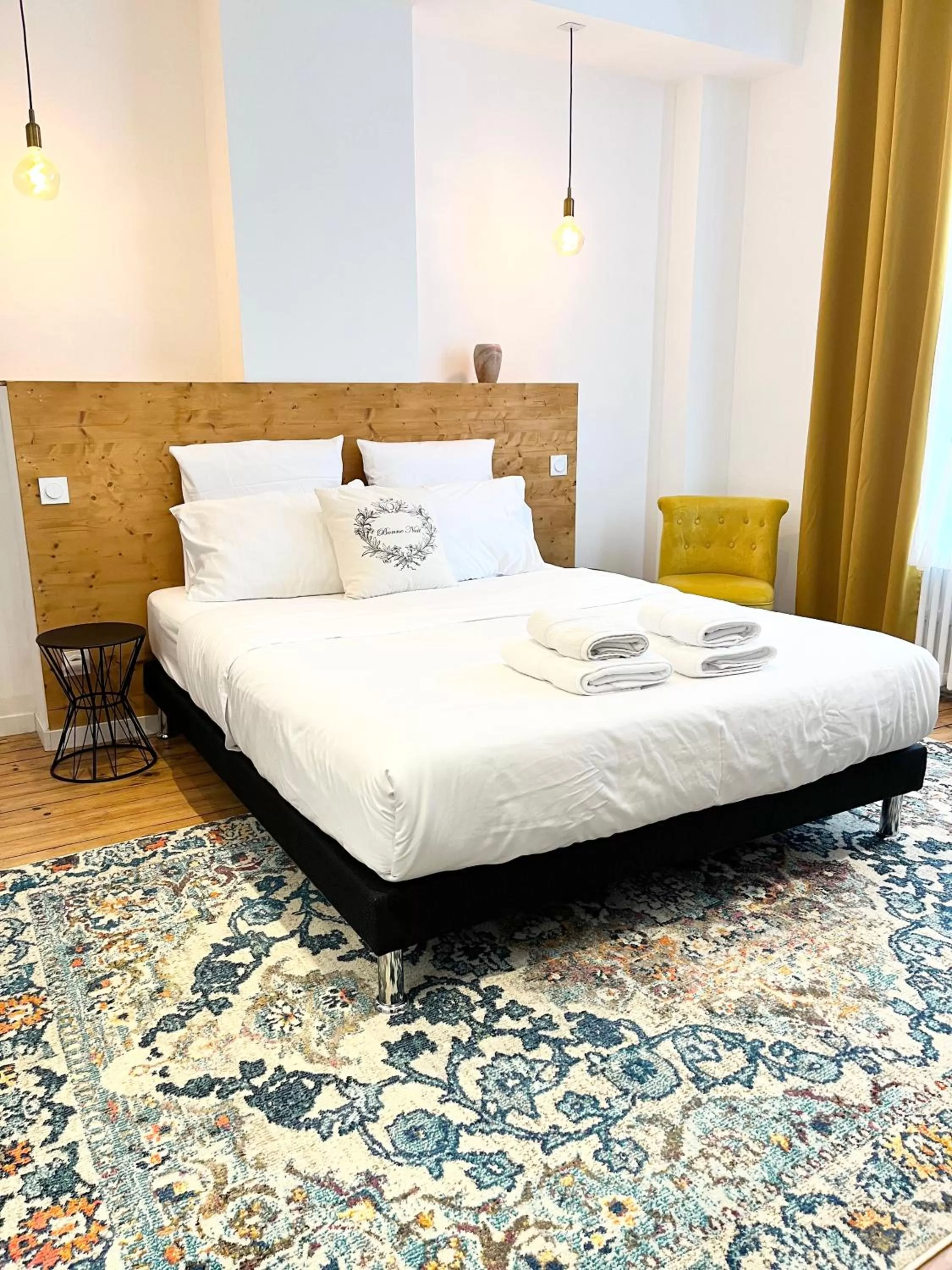 Bed in SalutBB Chambre d'hote