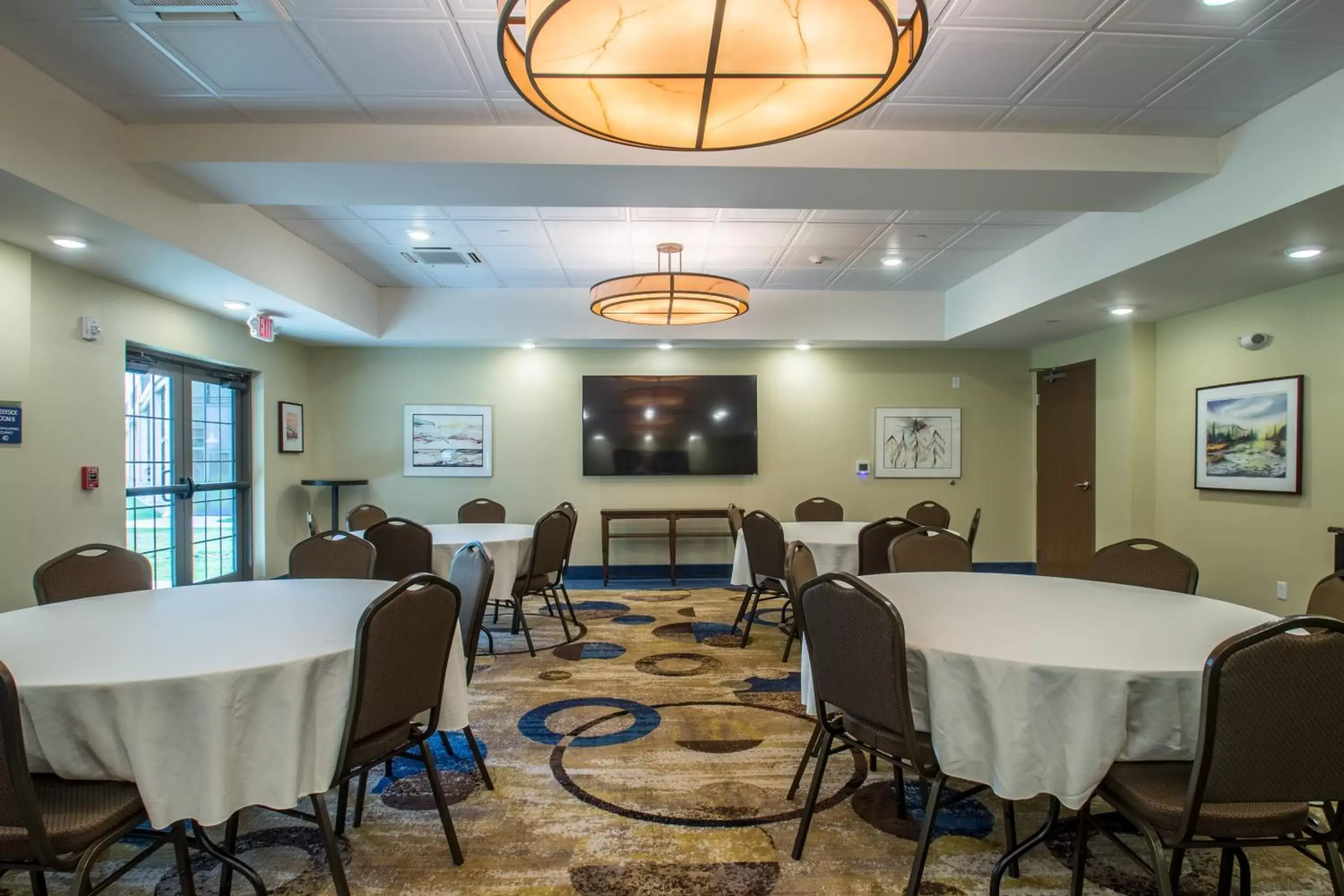 Business facilities in Cobblestone Inn & Suites - St Marys