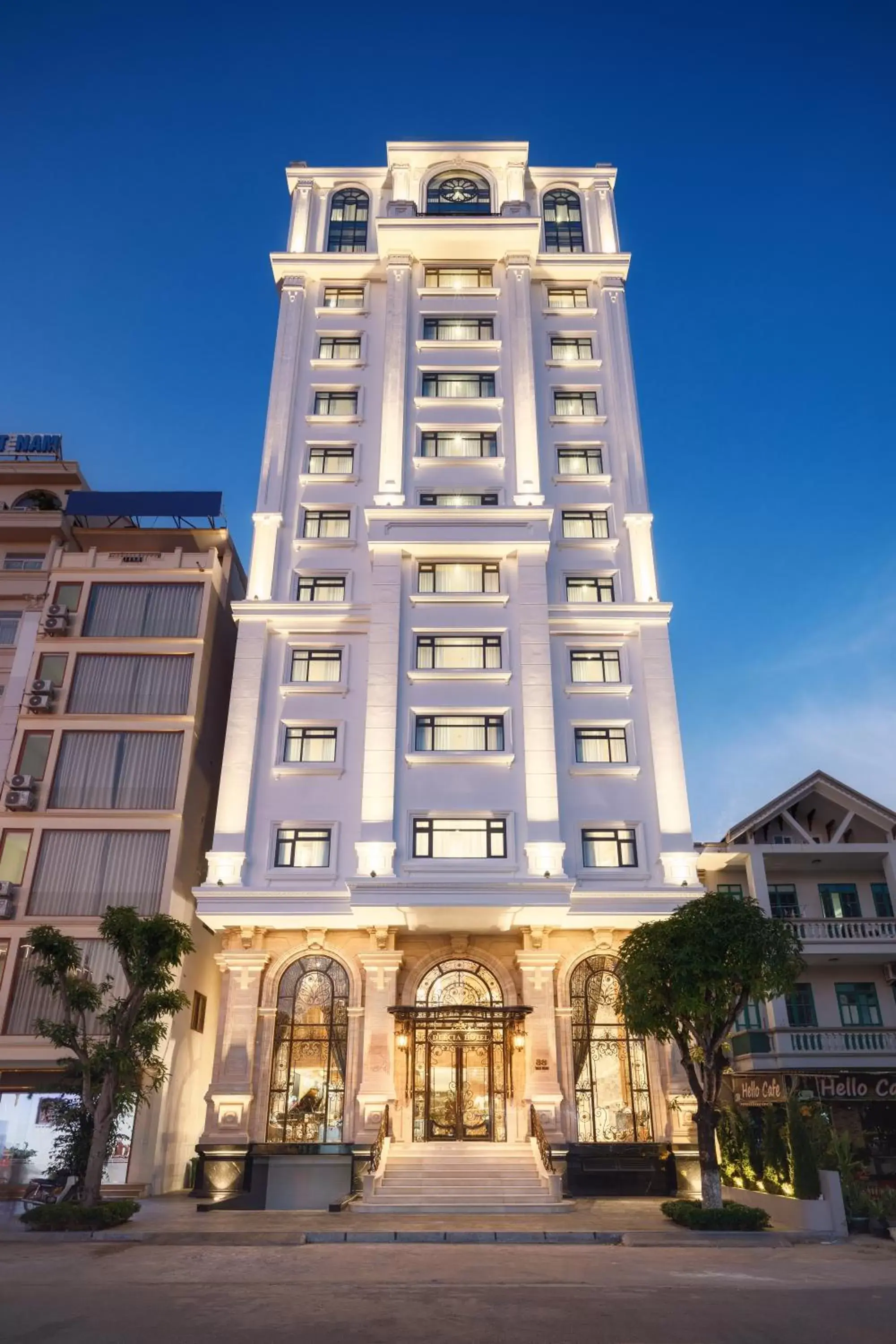 Property building in D'Lecia Ha Long Hotel Property building in D'Lecia Ha Long Hotel