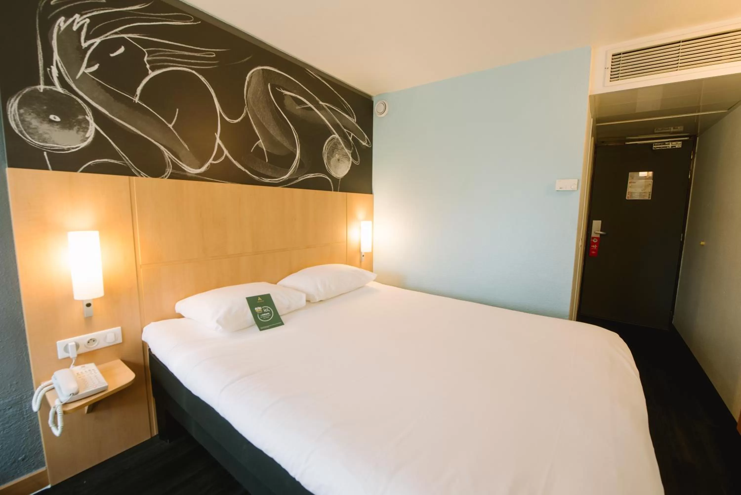Bed in ibis Avignon Centre Gare