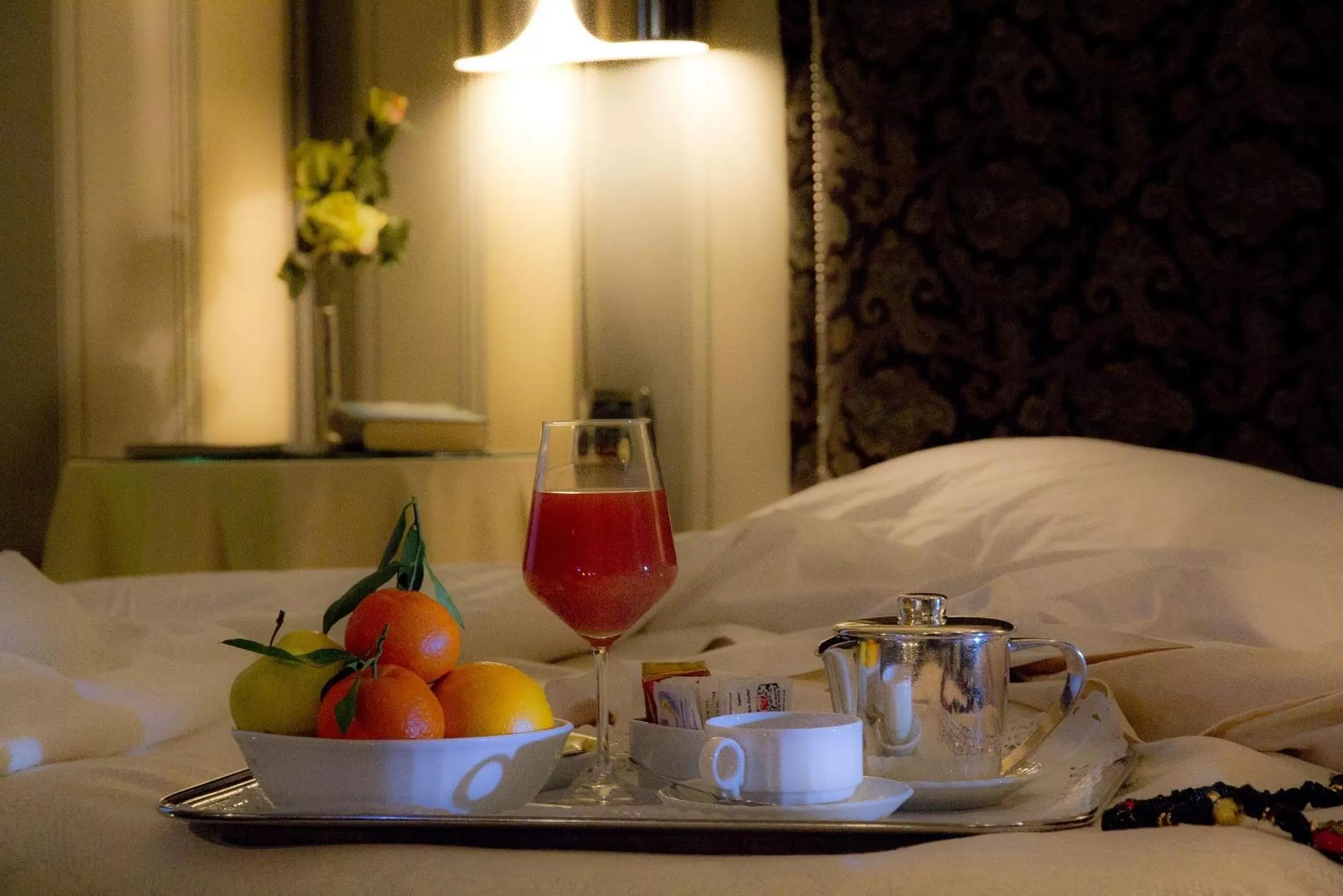 Food and drinks, Bed in Marcella Royal Hotel - Rooftop Garden