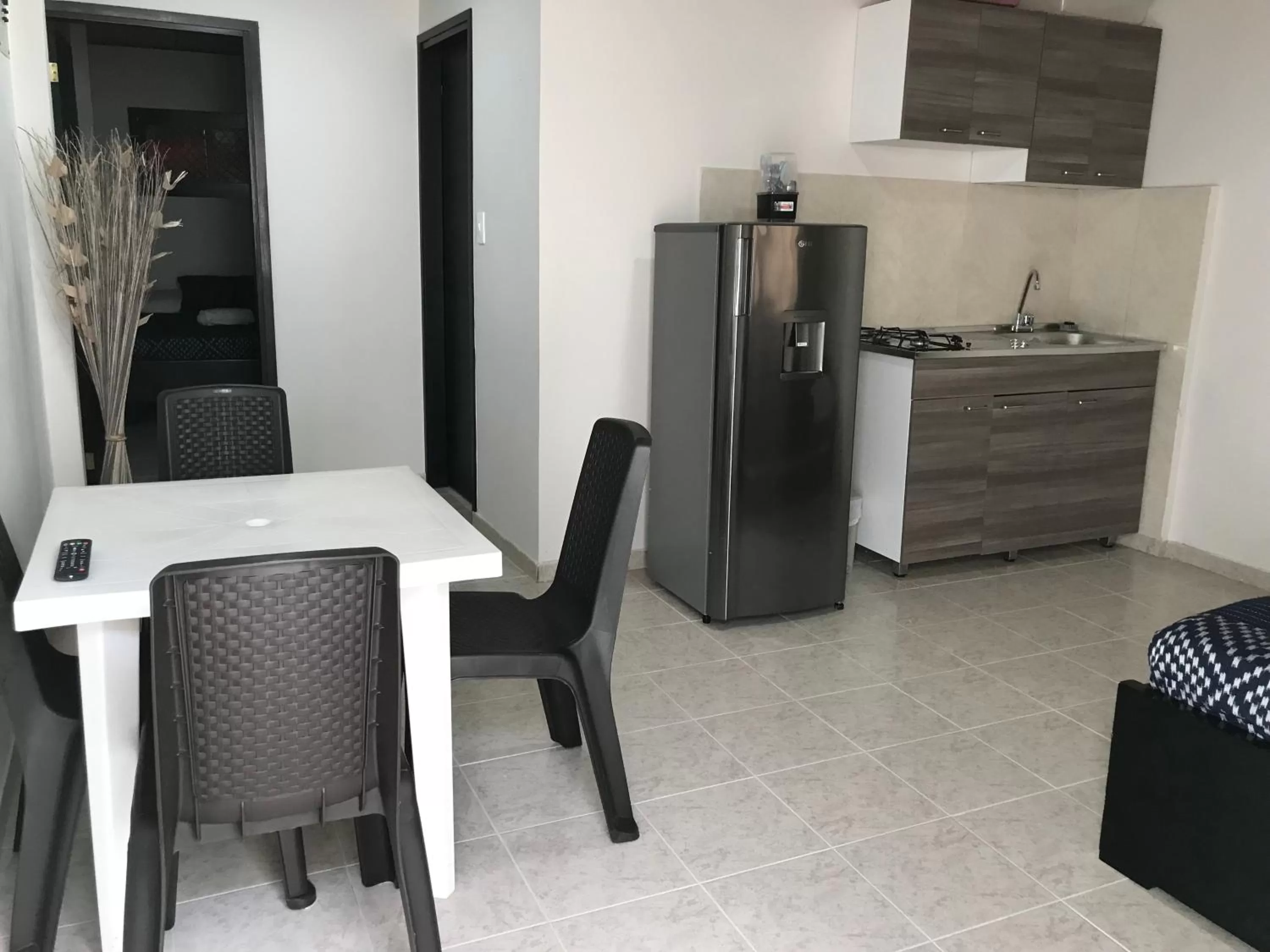 One-Bedroom Interior Apartment in Caribbean Island Hotel Piso 2