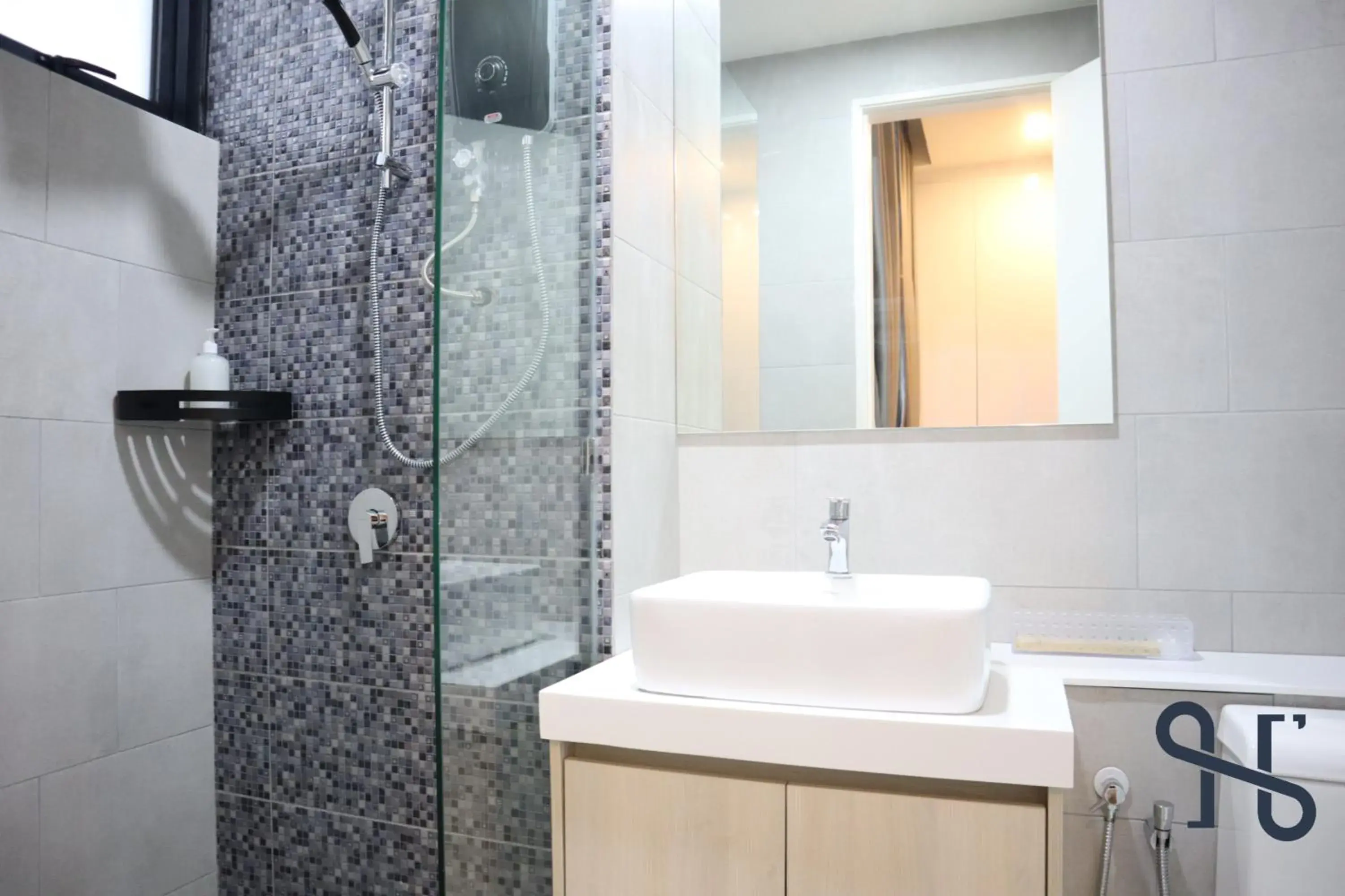 Shower, Bathroom in Homesuite' Home @ The Shore Kota Kinabalu