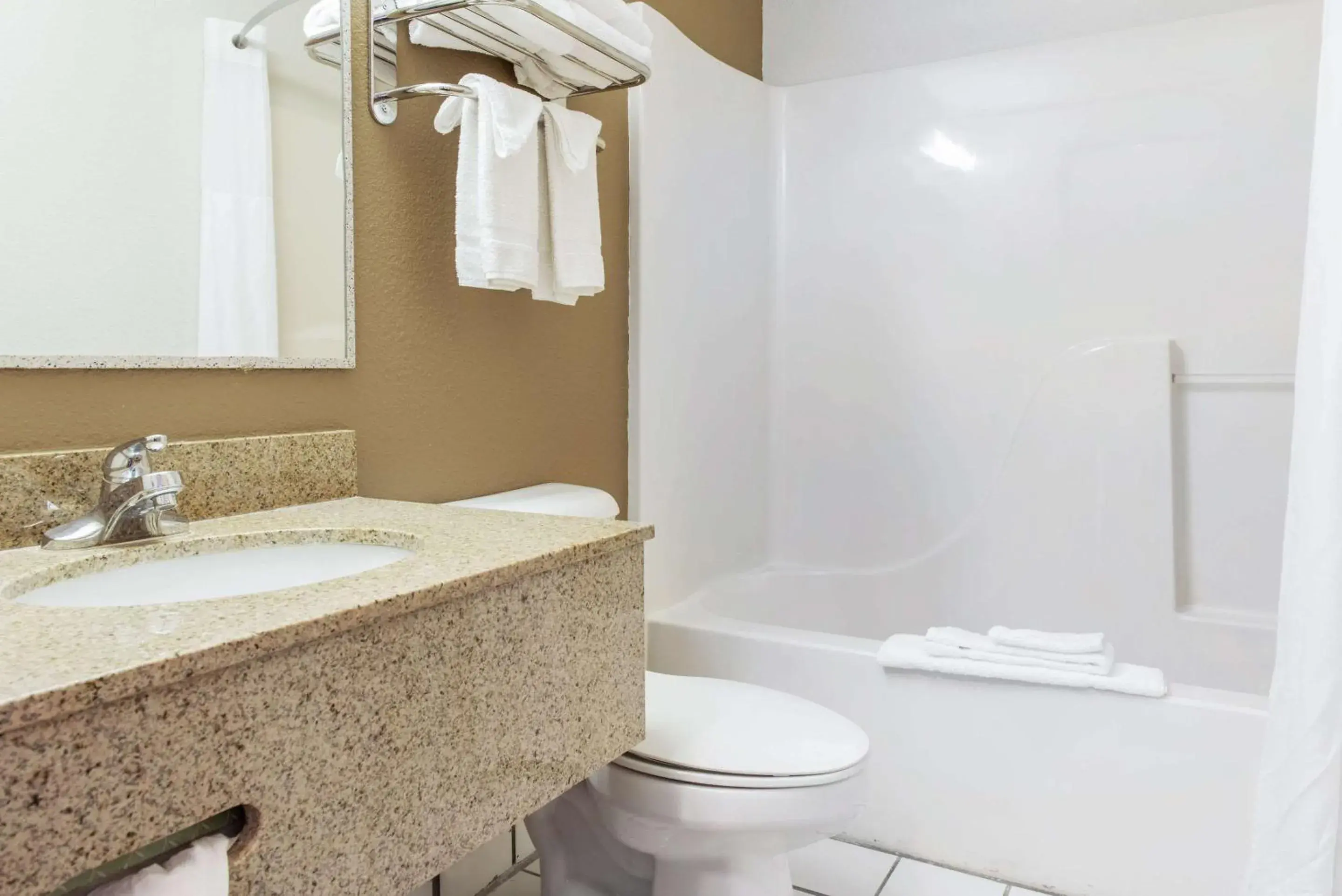 Bathroom in Quality Inn Noblesville-Indianapolis