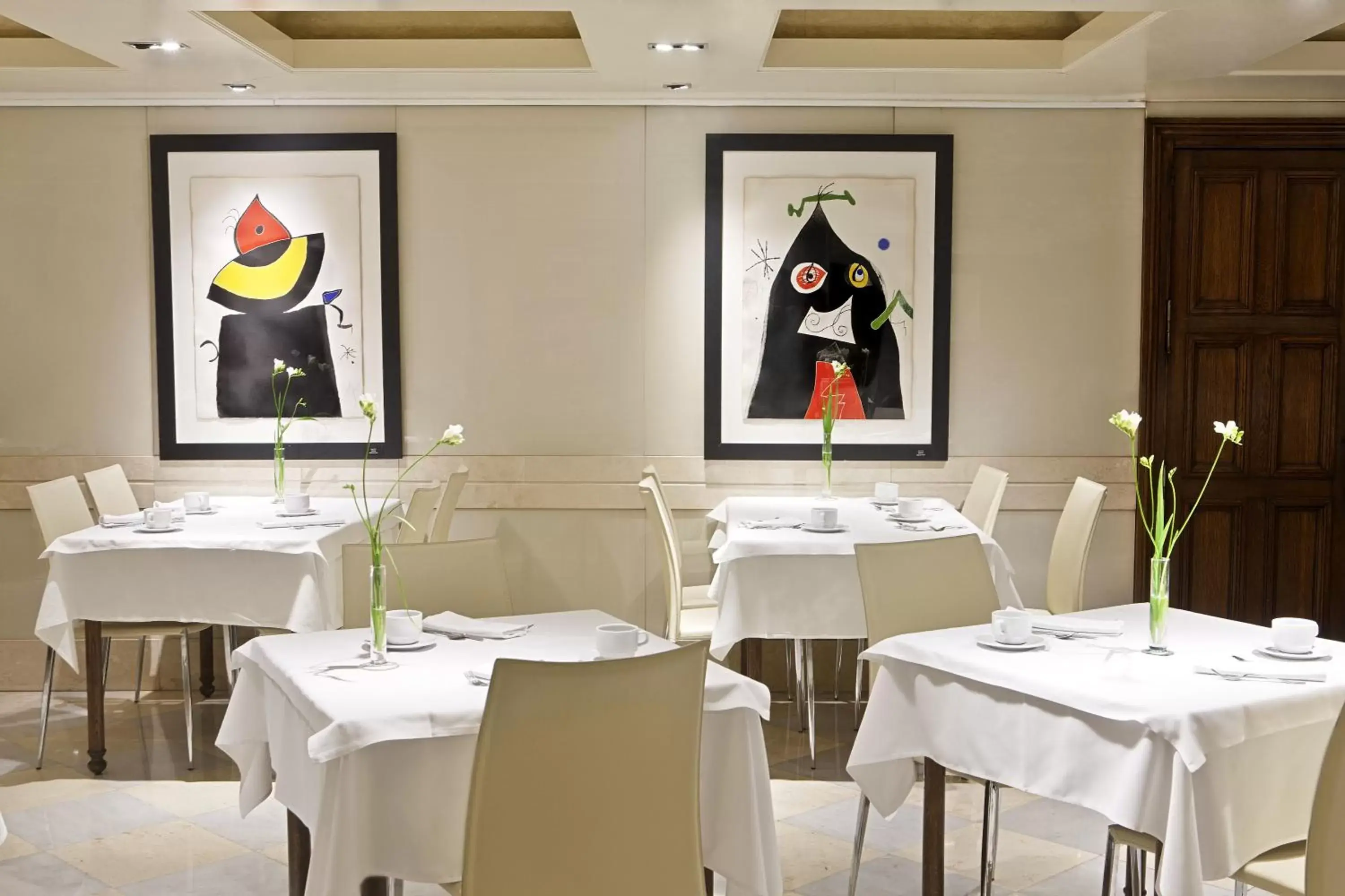 Restaurant/places to eat in Hotel Derby Restaurant/places to eat in Hotel Derby