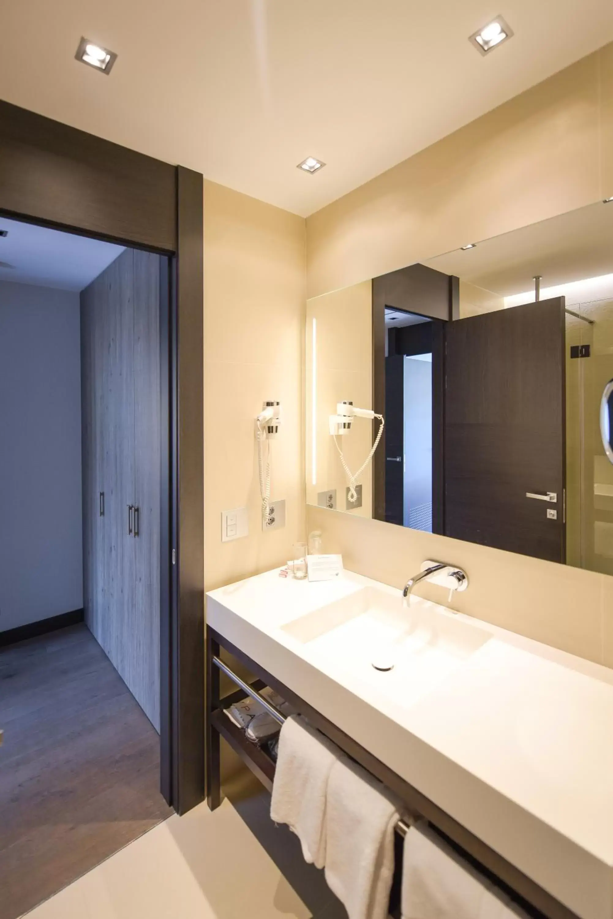 Bathroom in DUPARC Contemporary Suites