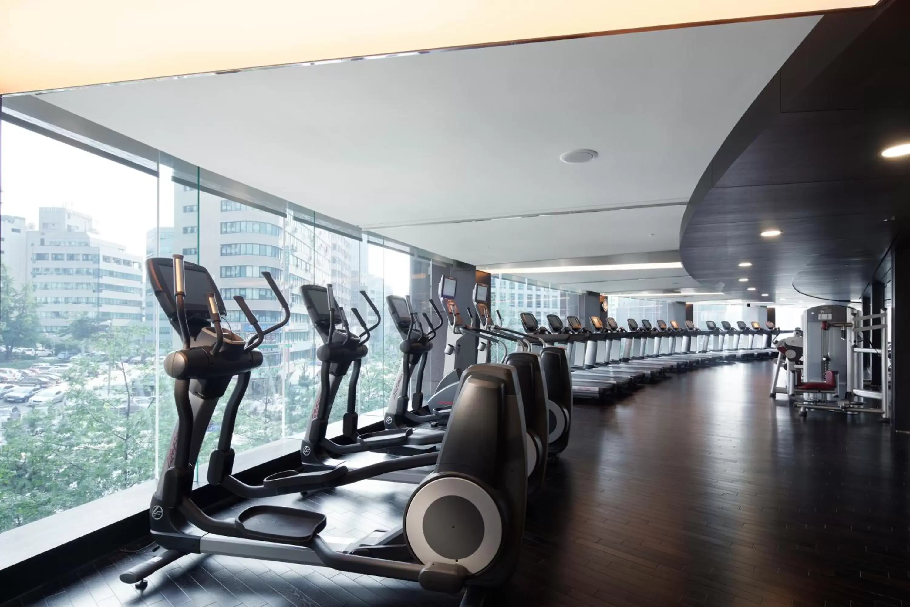 Fitness centre/facilities, Fitness Center/Facilities in Westin Josun Seoul Hotel