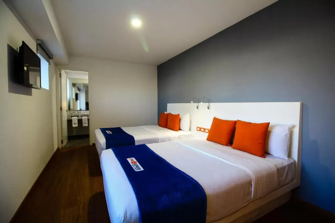 Bed in Hotel Star Express Puebla