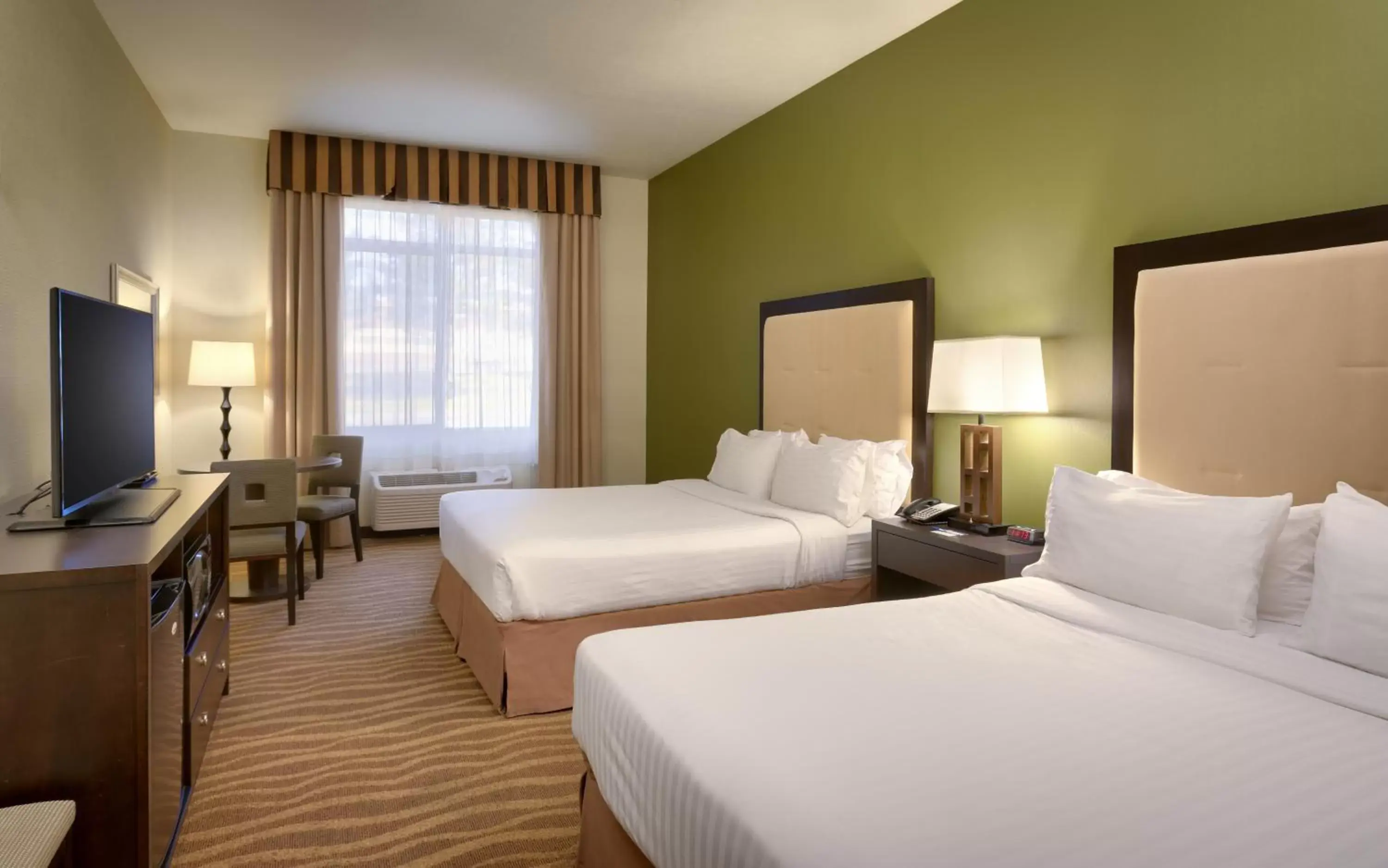 Photo of the whole room in Holiday Inn Express & Suites American Fork - North Provo, an IHG Hotel