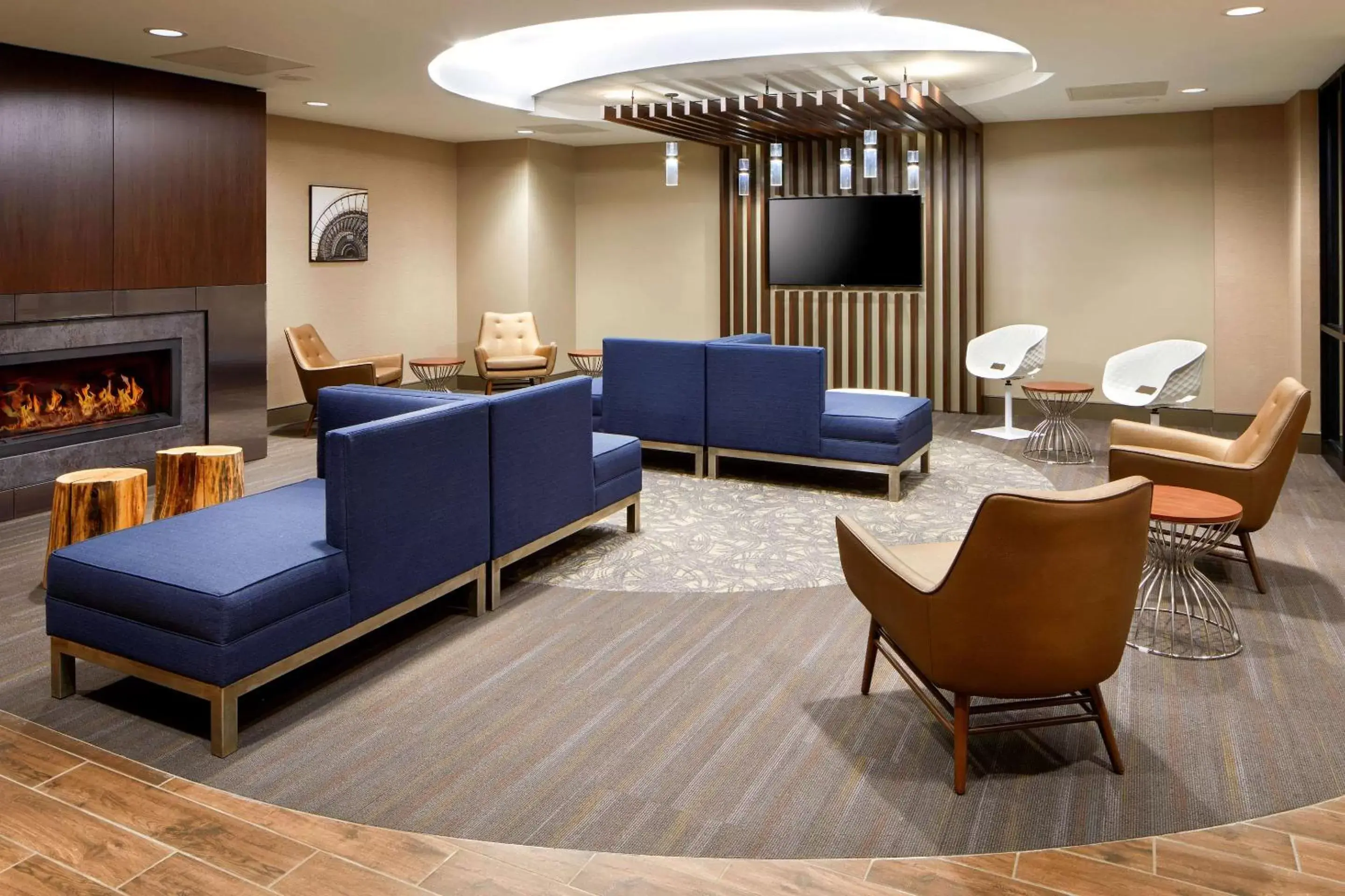 Lobby or reception, Seating Area in The Lodge at Duke Medical Center