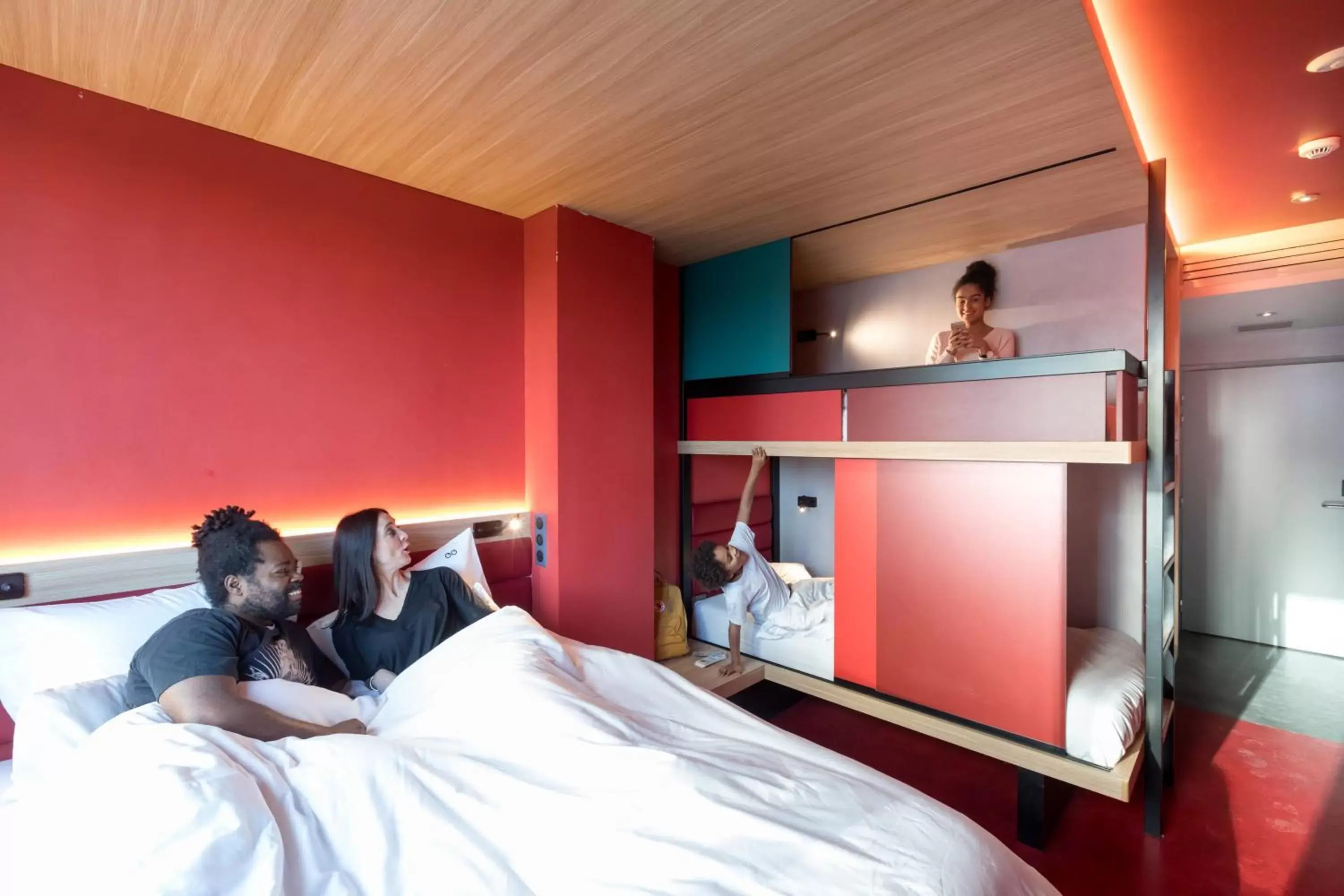 Bed in YOOMA Urban Lodge