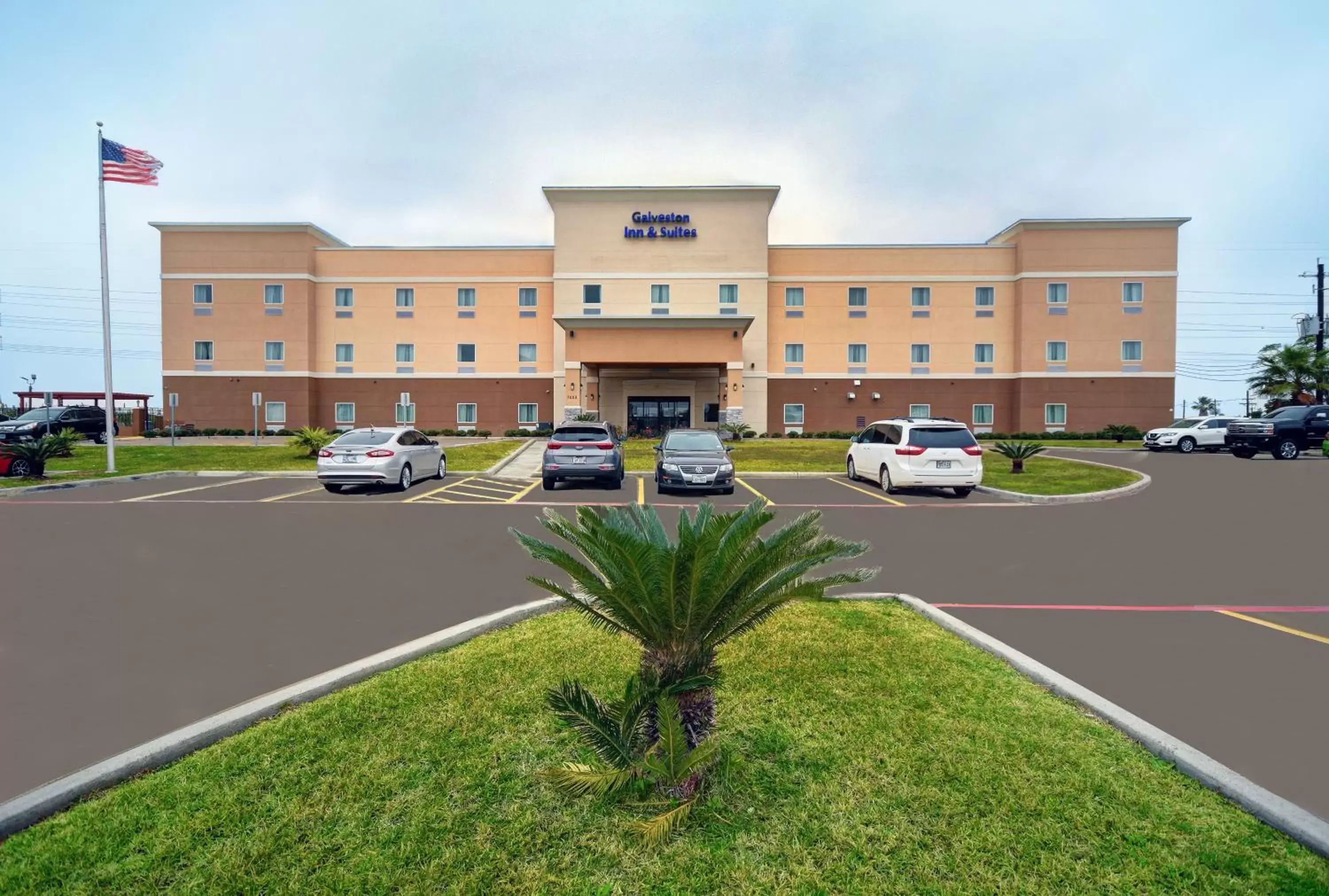 Property Building in Galveston Inn & Suites Hotel