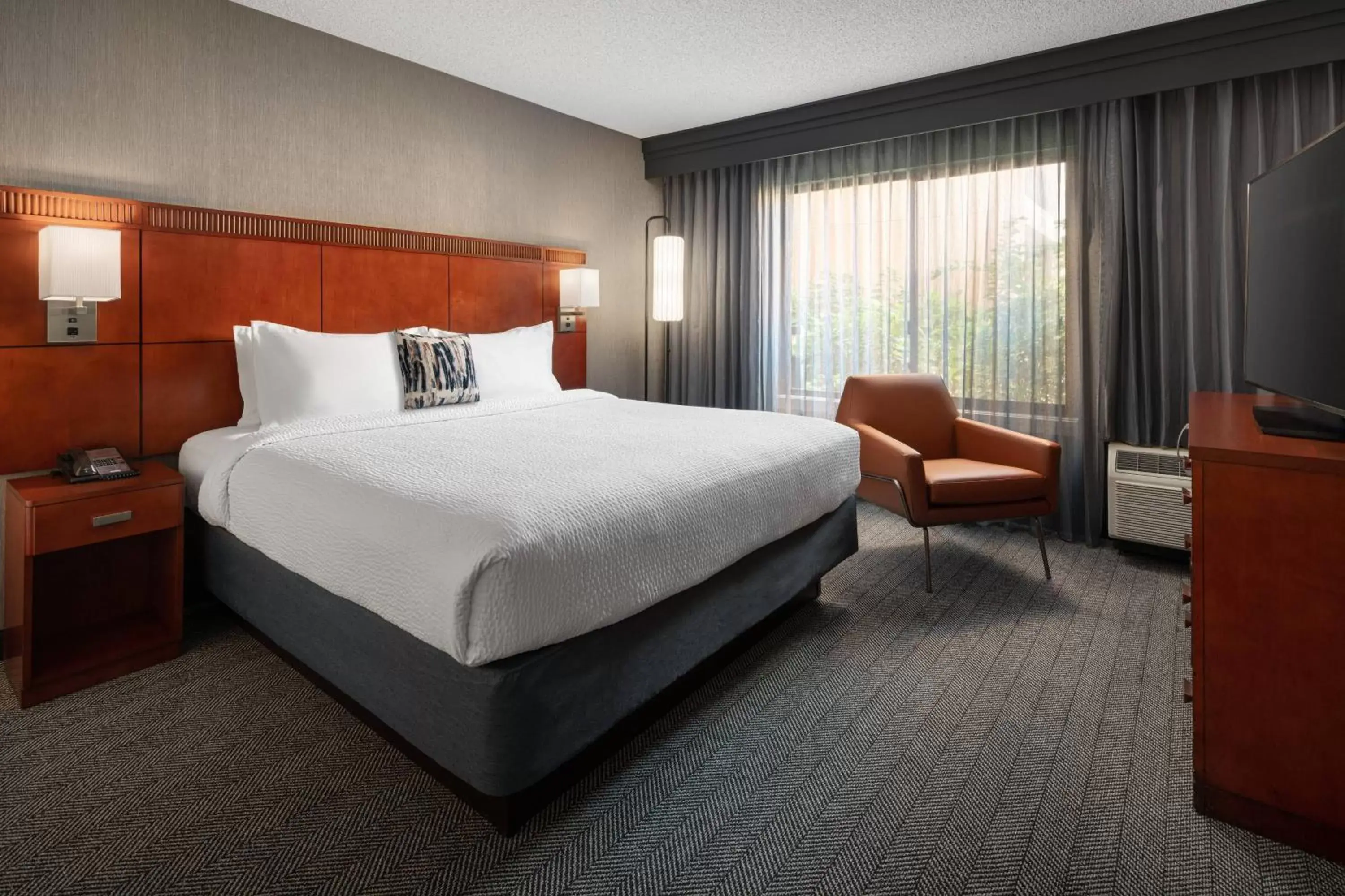 Bedroom, Bed in Courtyard by Marriott Los Angeles Hacienda Heights Orange County