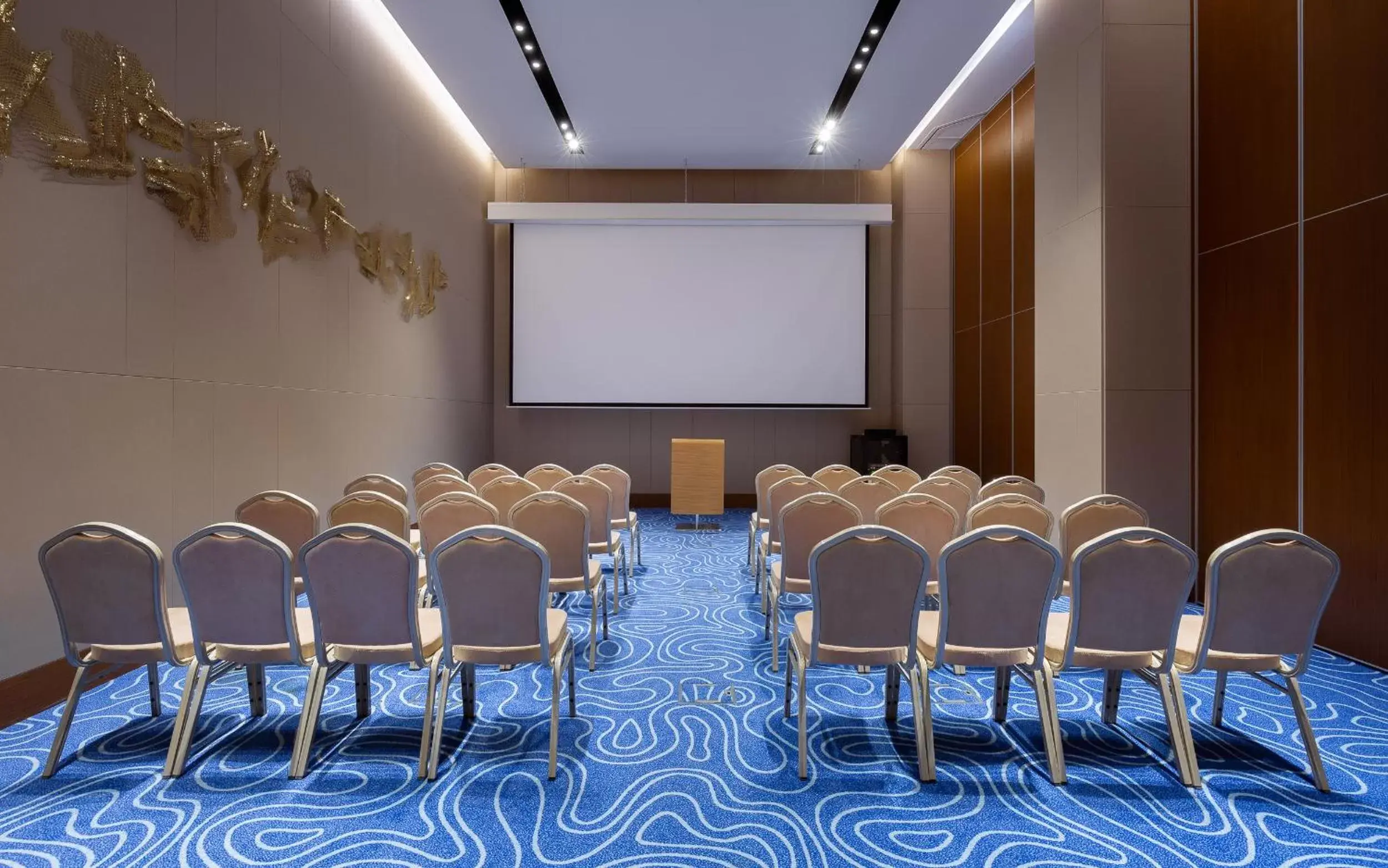 Meeting/conference room in Swissôtel Wellness Resort Alatau Almaty