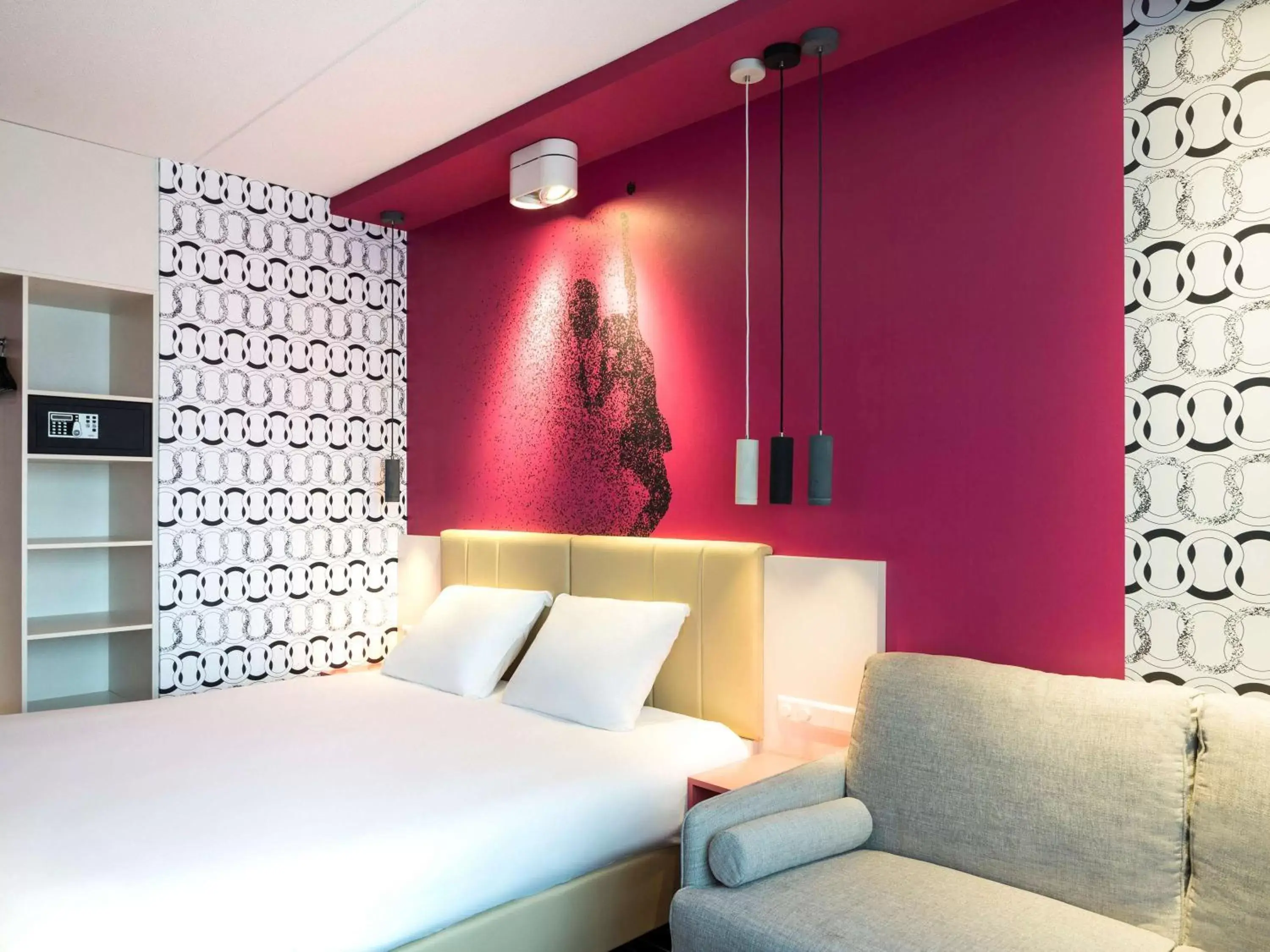 Photo of the whole room, Bed in ibis Styles Haarlem City