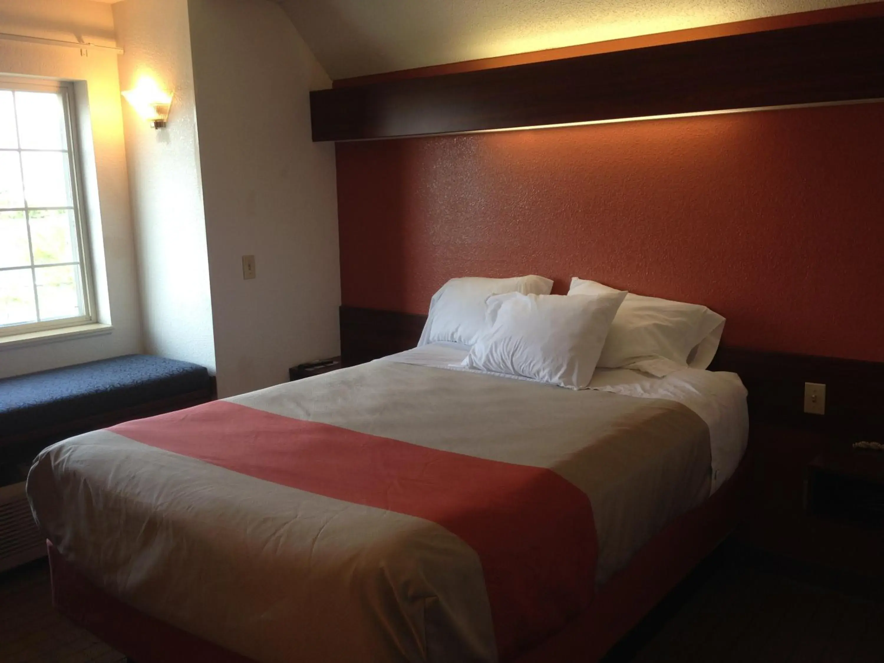 Bed in Motel 6-Olathe, KS
