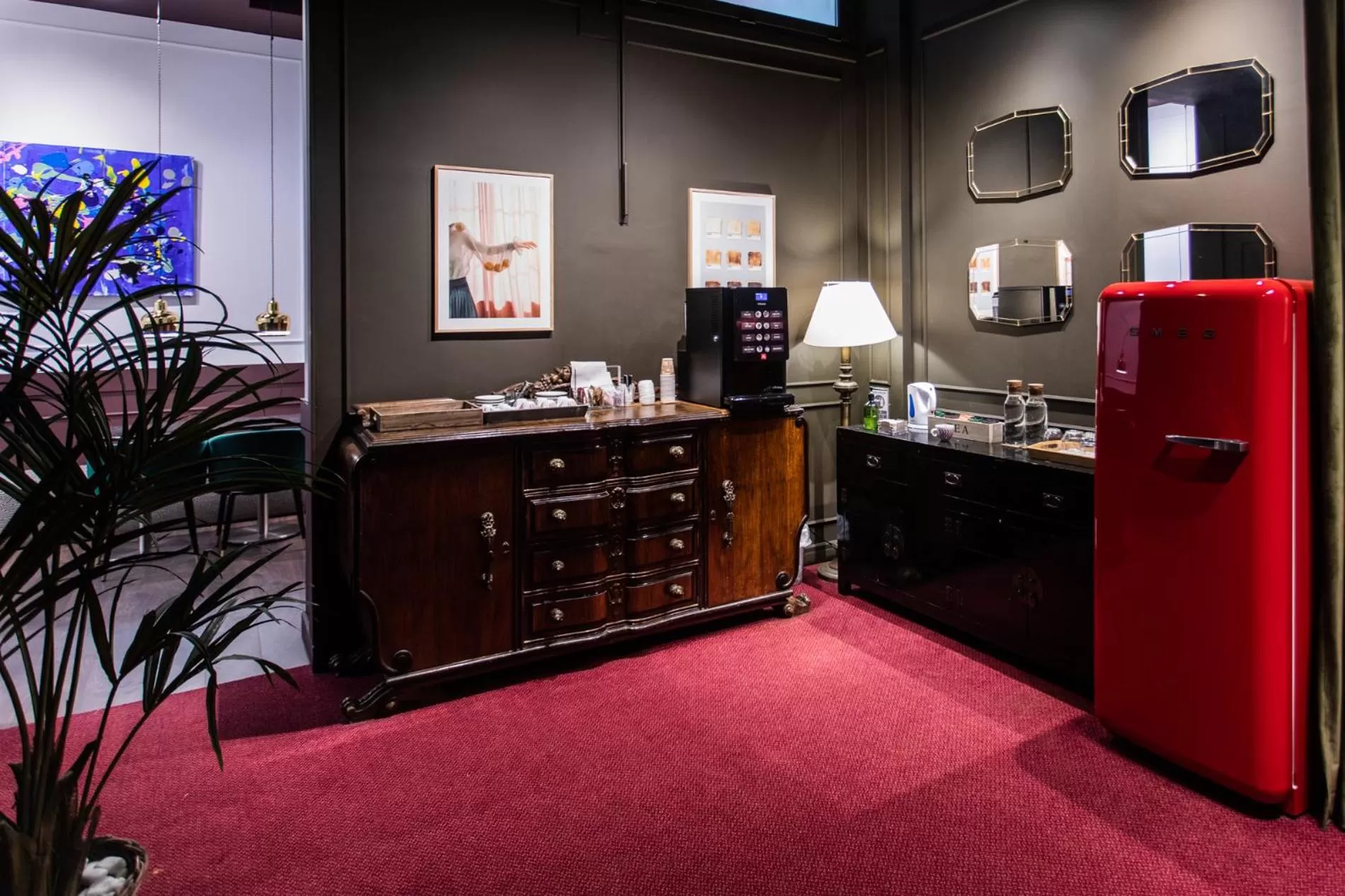 Coffee/tea facilities in Hotel Trueba