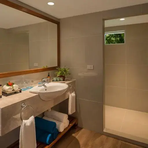 Bathroom in Outrigger Fiji Beach Resort