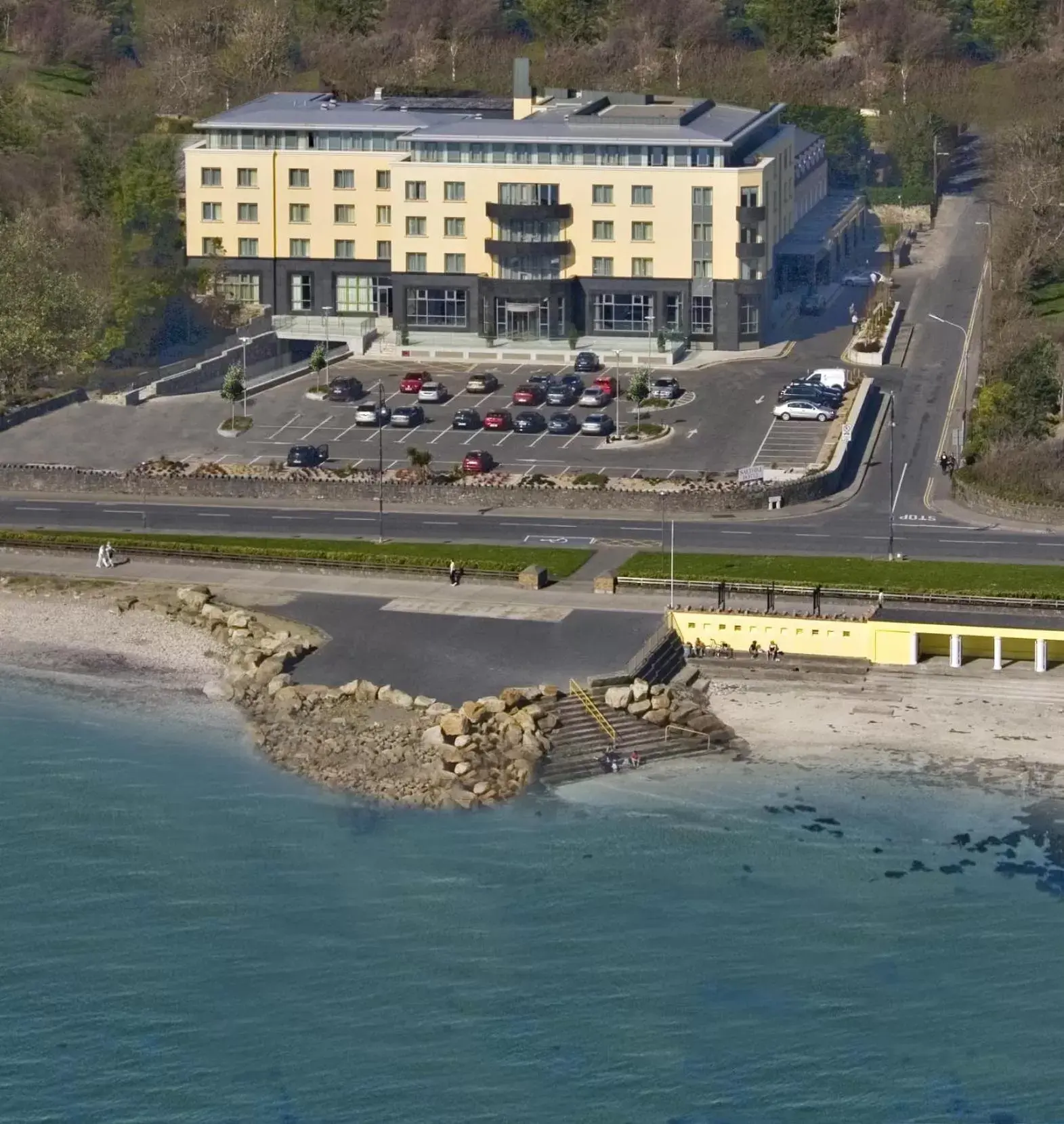 Bird's eye view, Bird's-eye View in Salthill Hotel