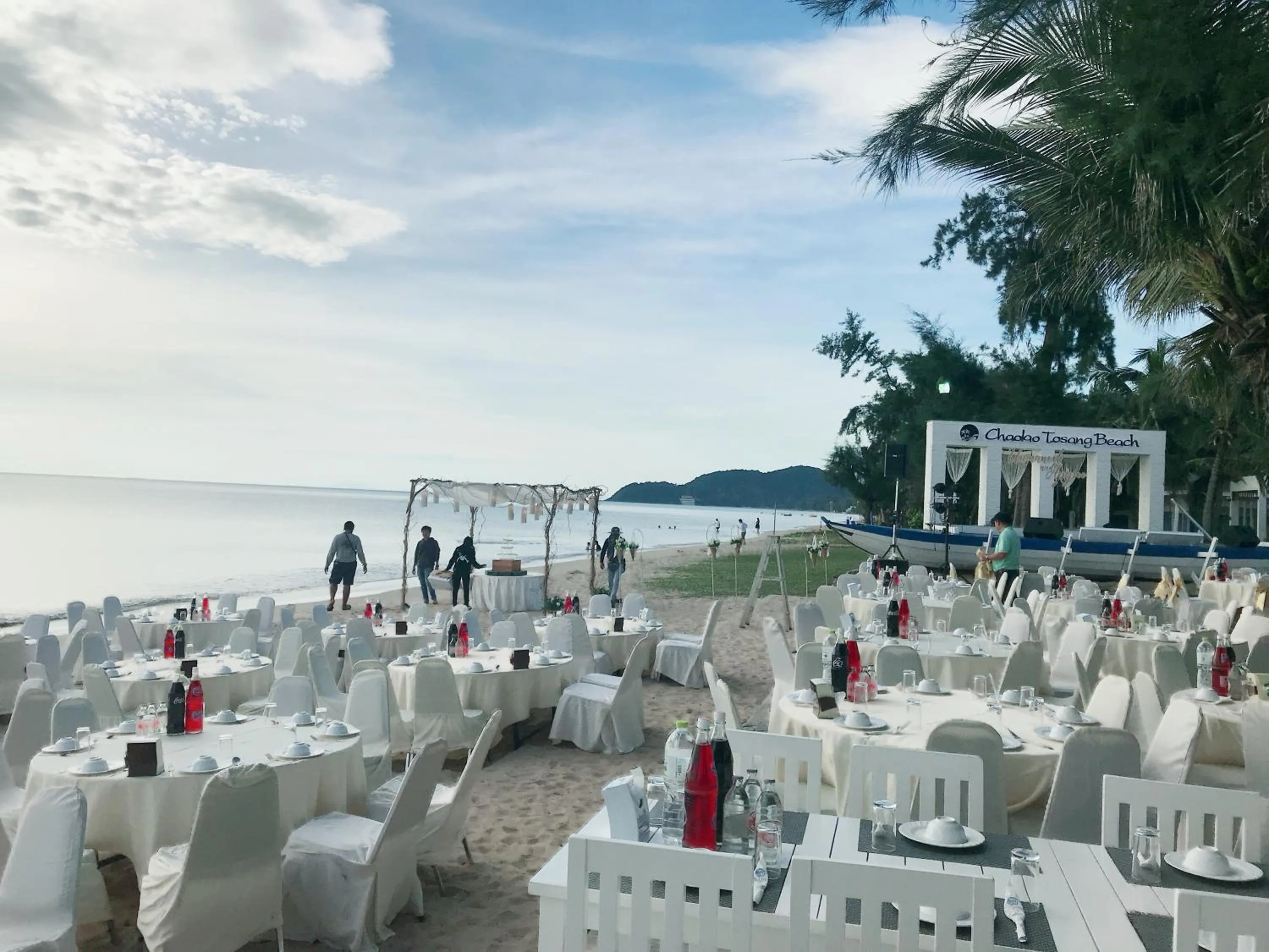 wedding in Chaolao Tosang Beach Hotel