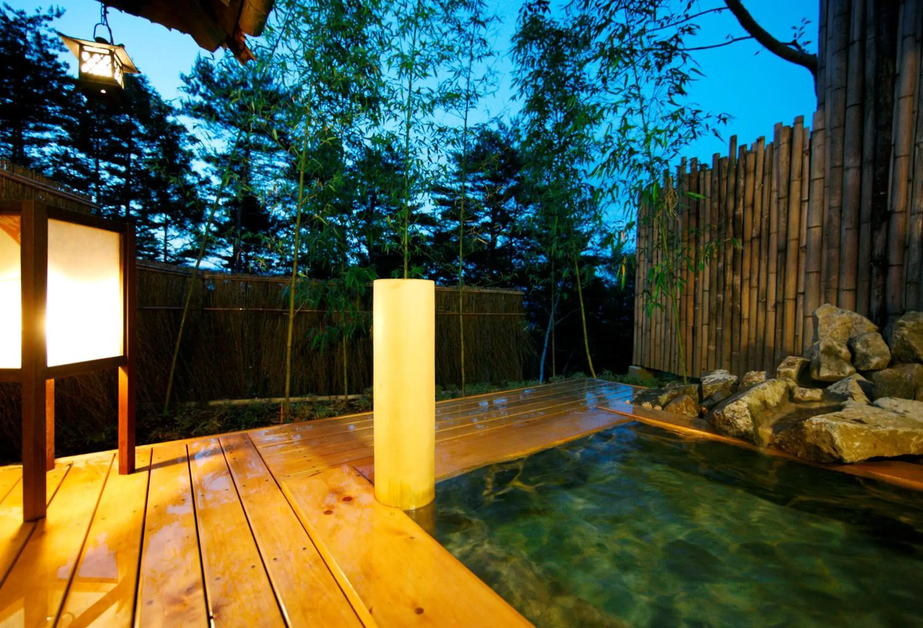 Open Air Bath in Tokinoniwa Hotel