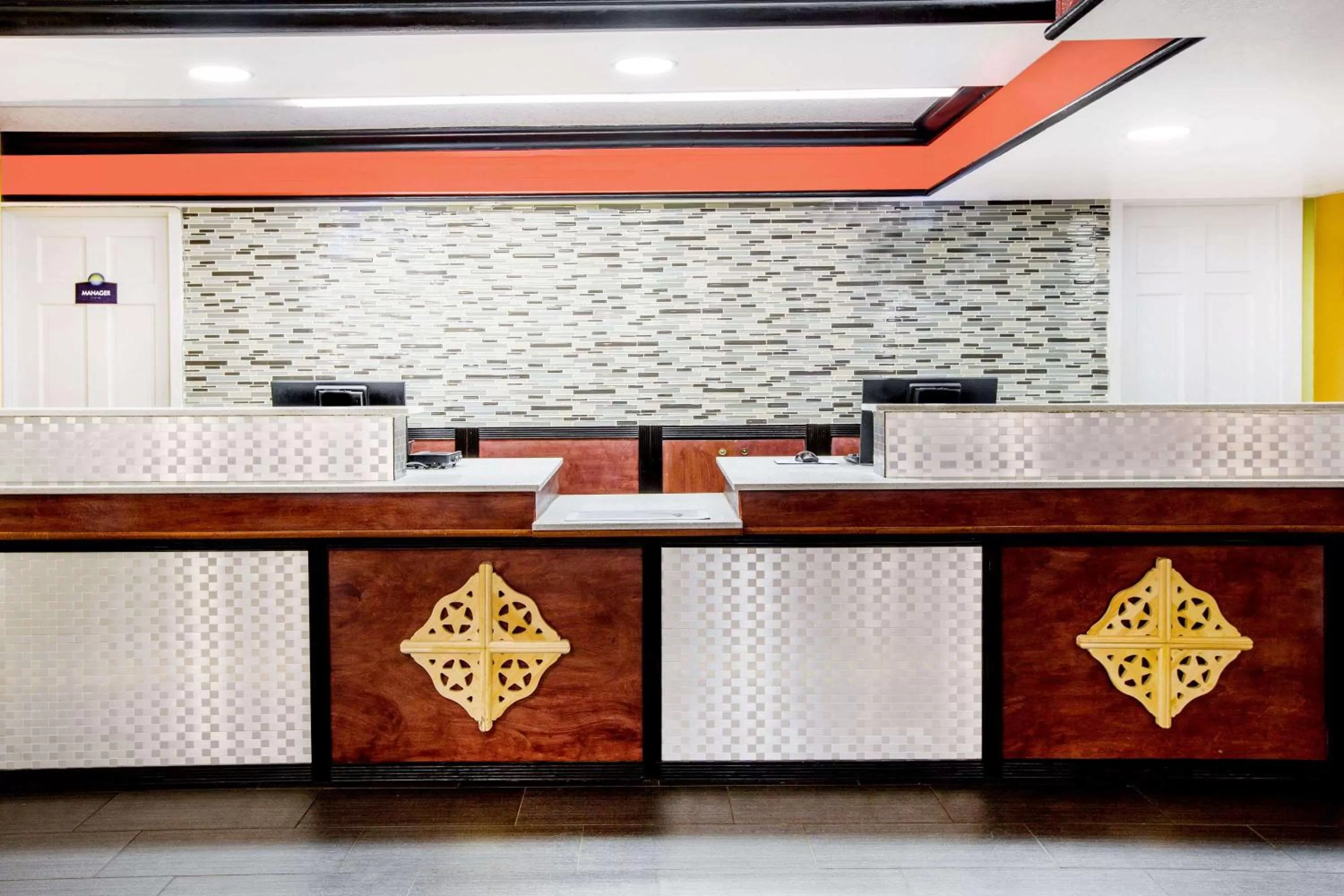 Lobby or reception in Days Inn by Wyndham Little Rock/Medical Center