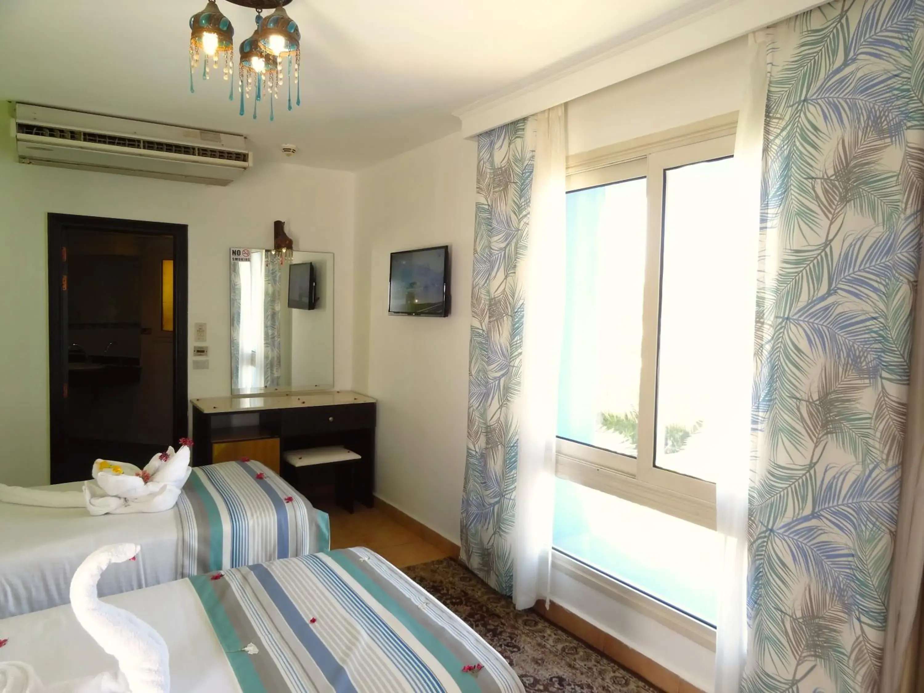 Photo of the whole room in Naama Blue Hotel