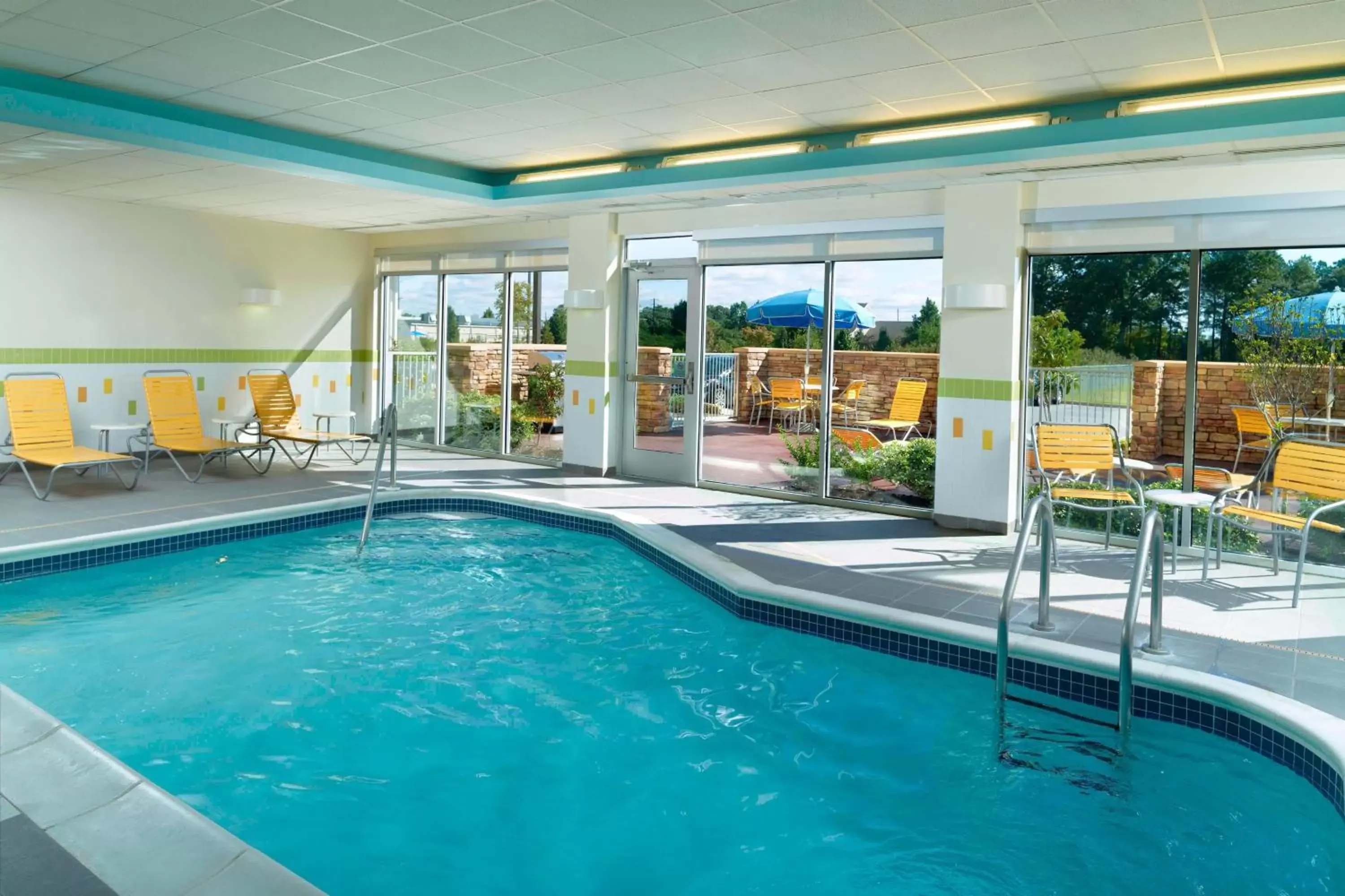 Swimming Pool in Fairfield Inn & Suites by Marriott Fayetteville North