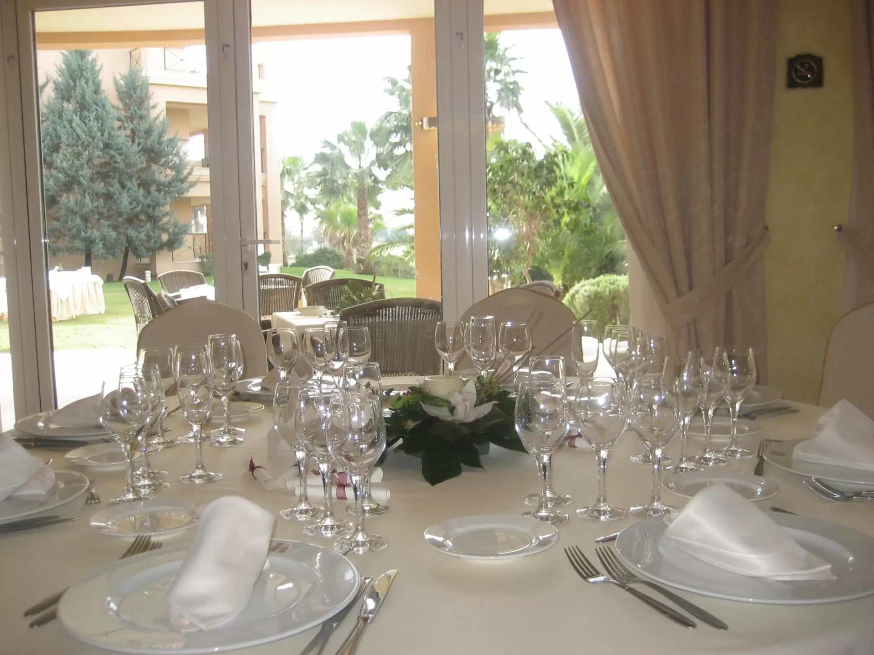 Meeting/conference room, Restaurant/Places to Eat in Hotel Alicante Golf
