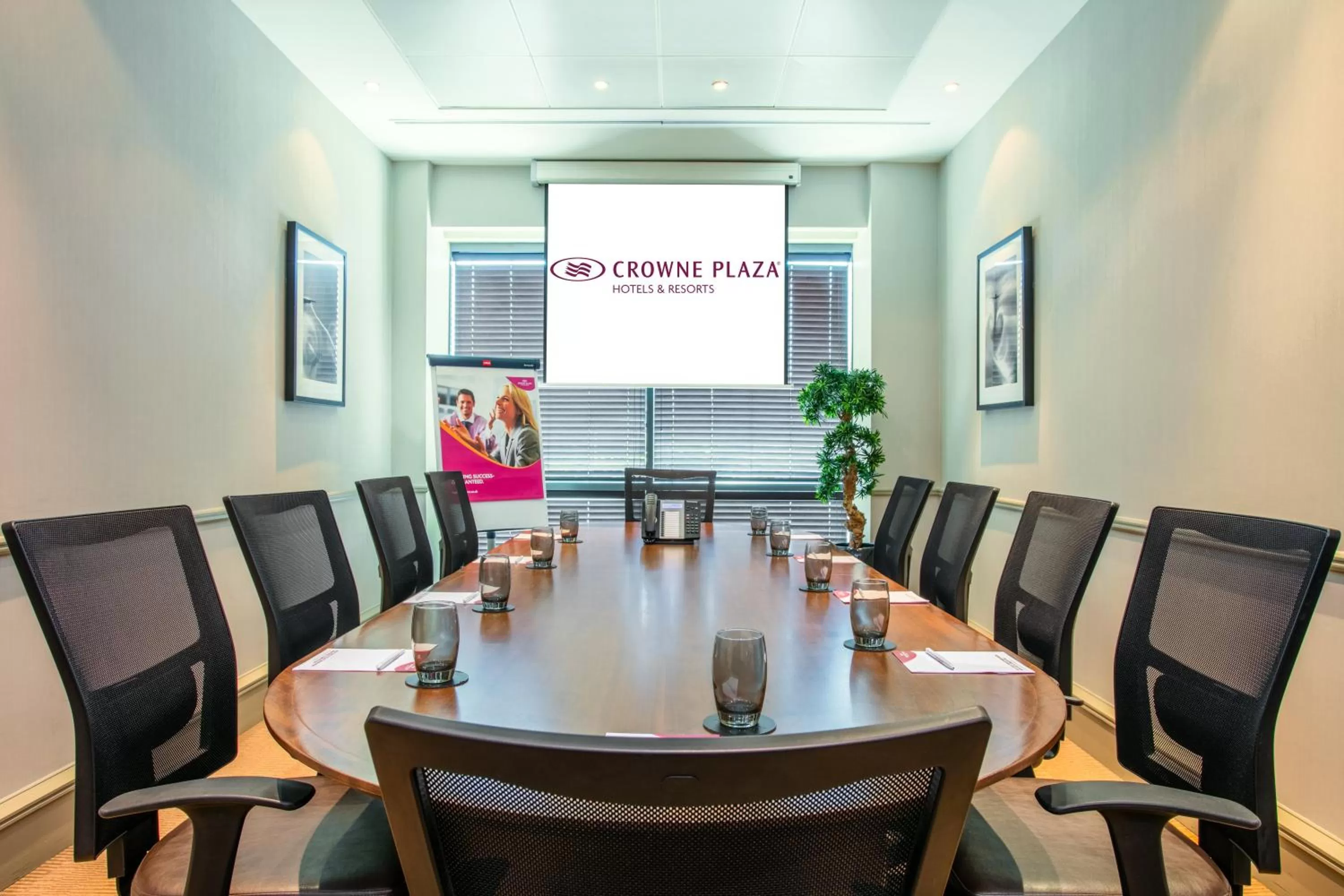 Meeting/conference room in Crowne Plaza Birmingham NEC by IHG