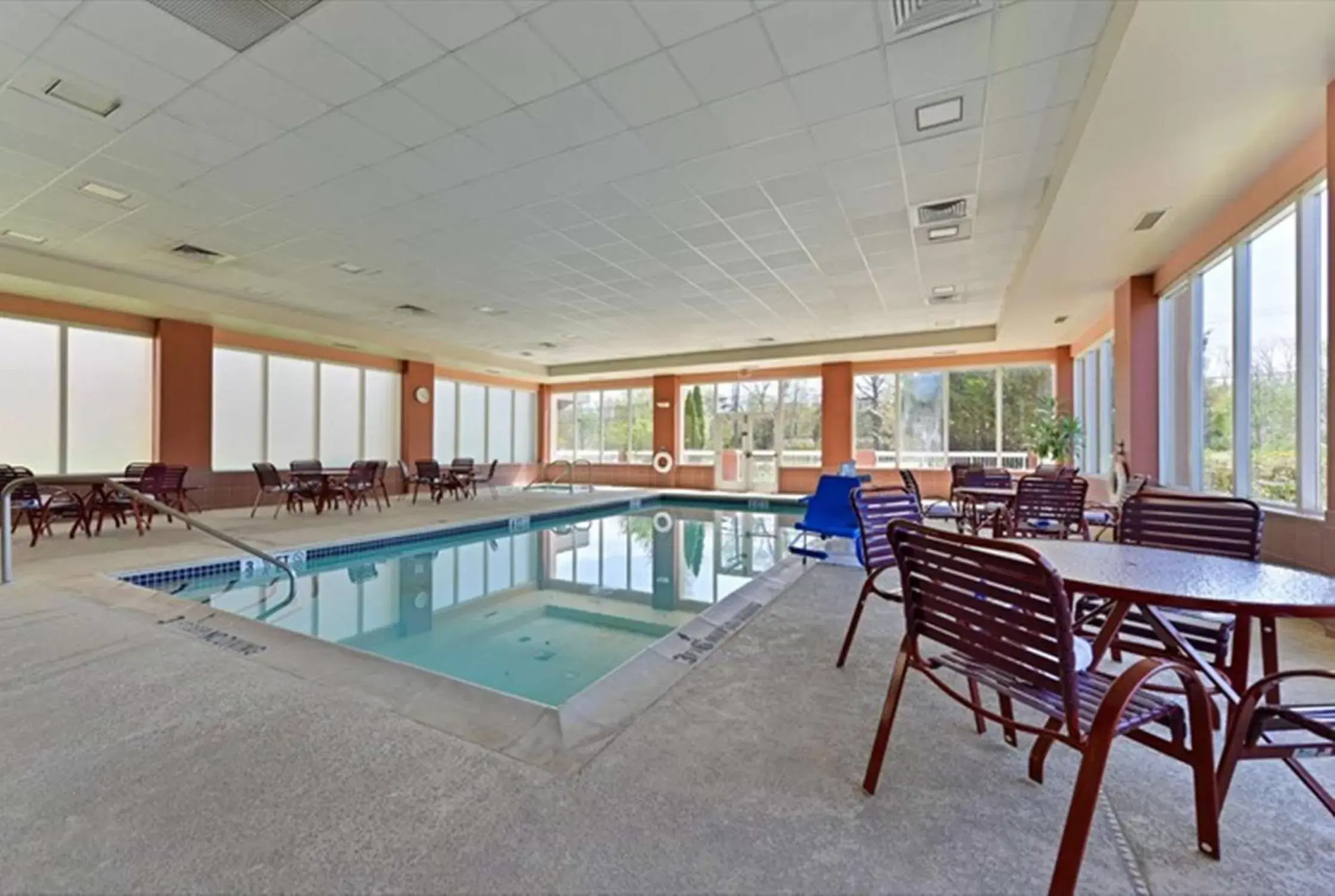Pool view, Swimming Pool in Hampton Inn Denville-Rockaway-Parsippany