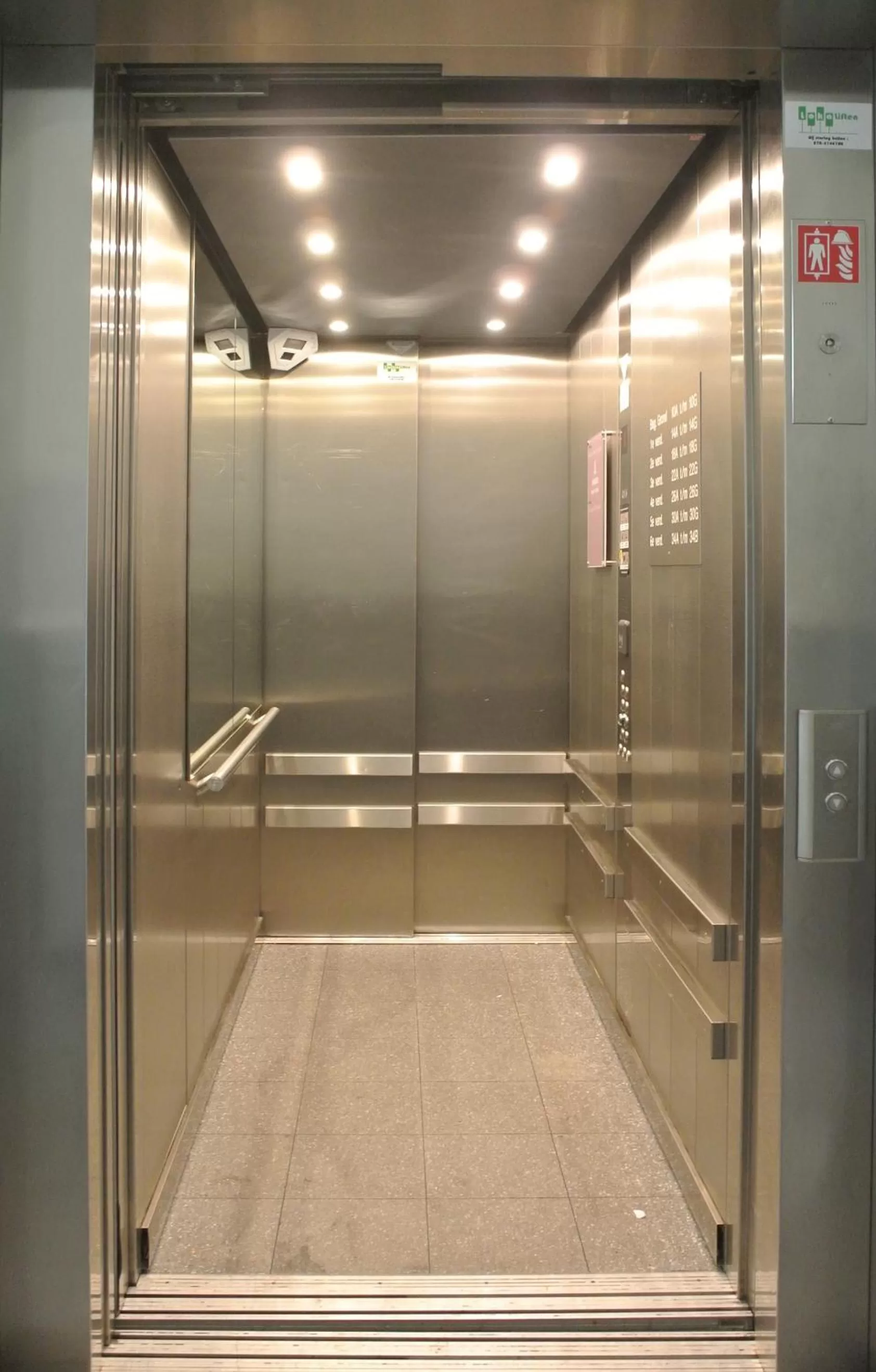 elevator in Amadi Park Hotel