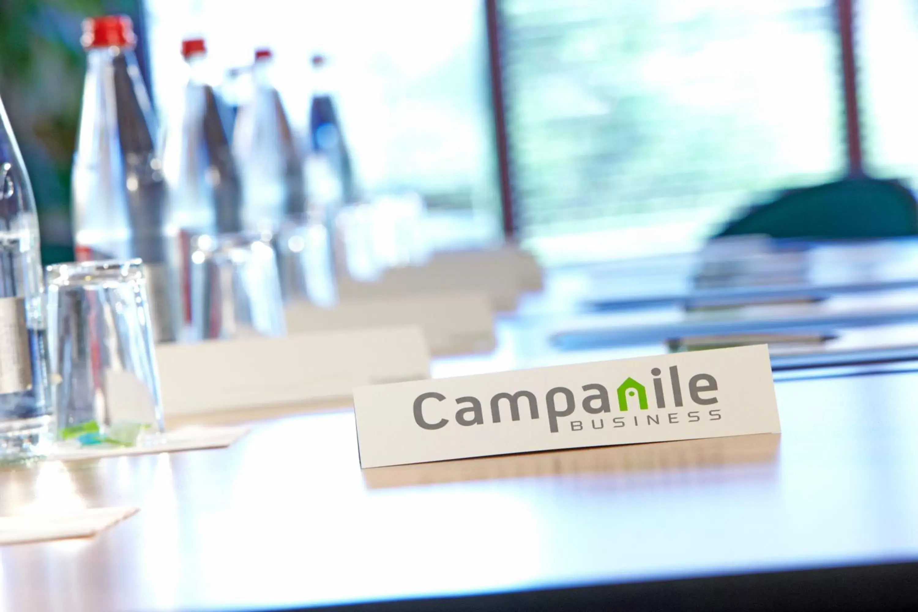 Business facilities in Campanile Calais