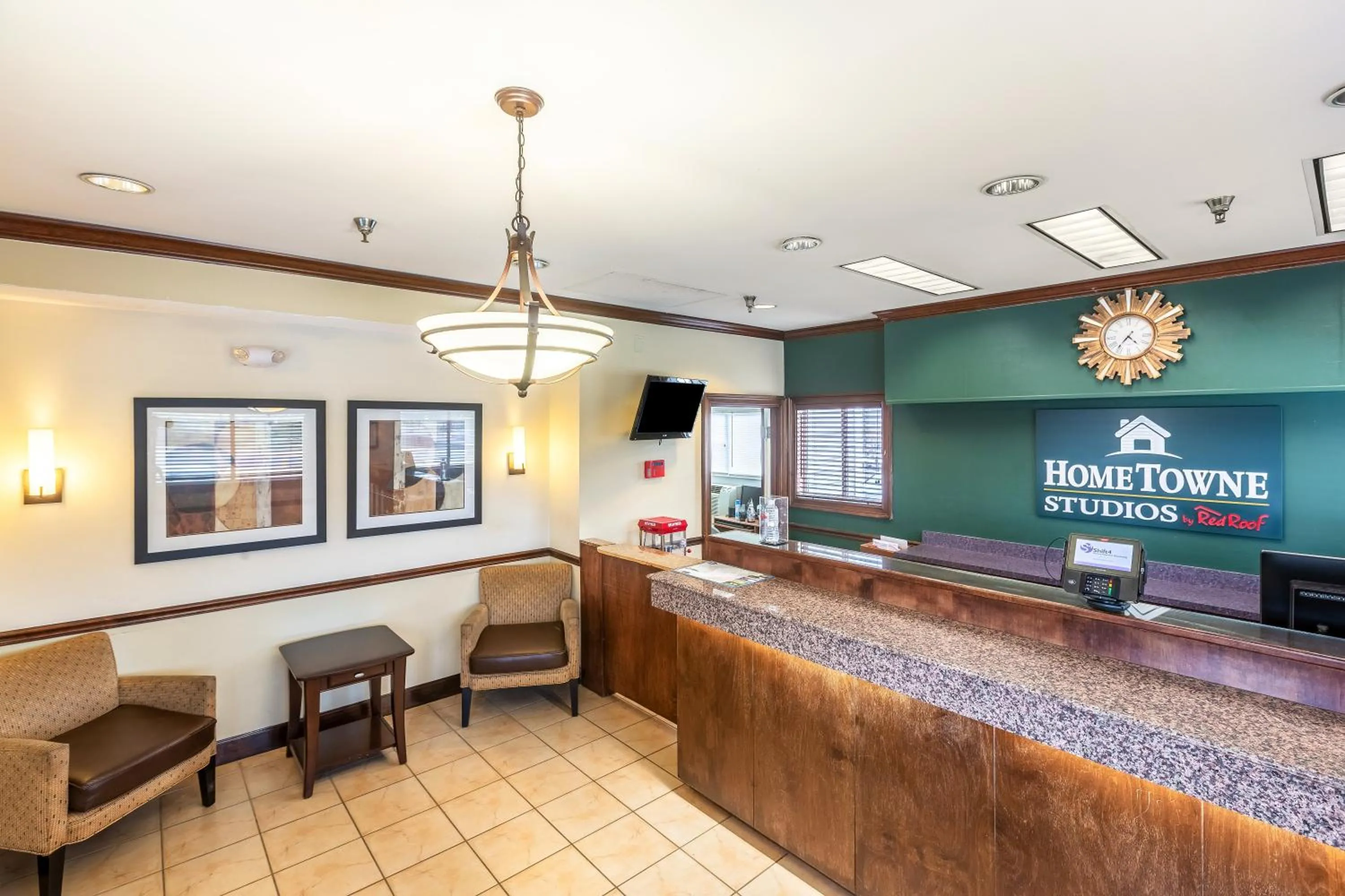 Lobby or reception in HomeTowne Studios by Red Roof Gainesville, GA