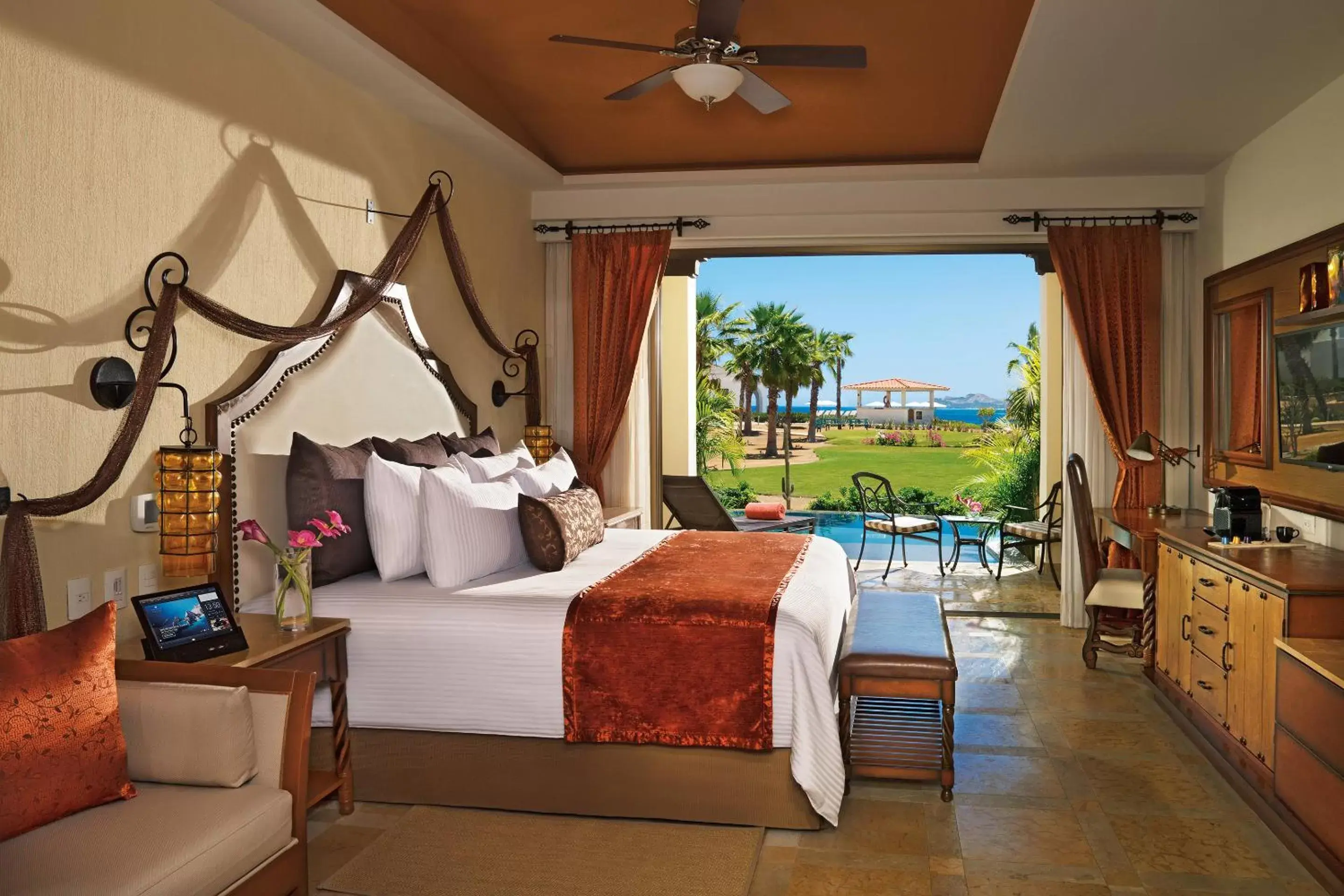 Photo of the whole room in Secrets Puerto Los Cabos Golf & Spa18+