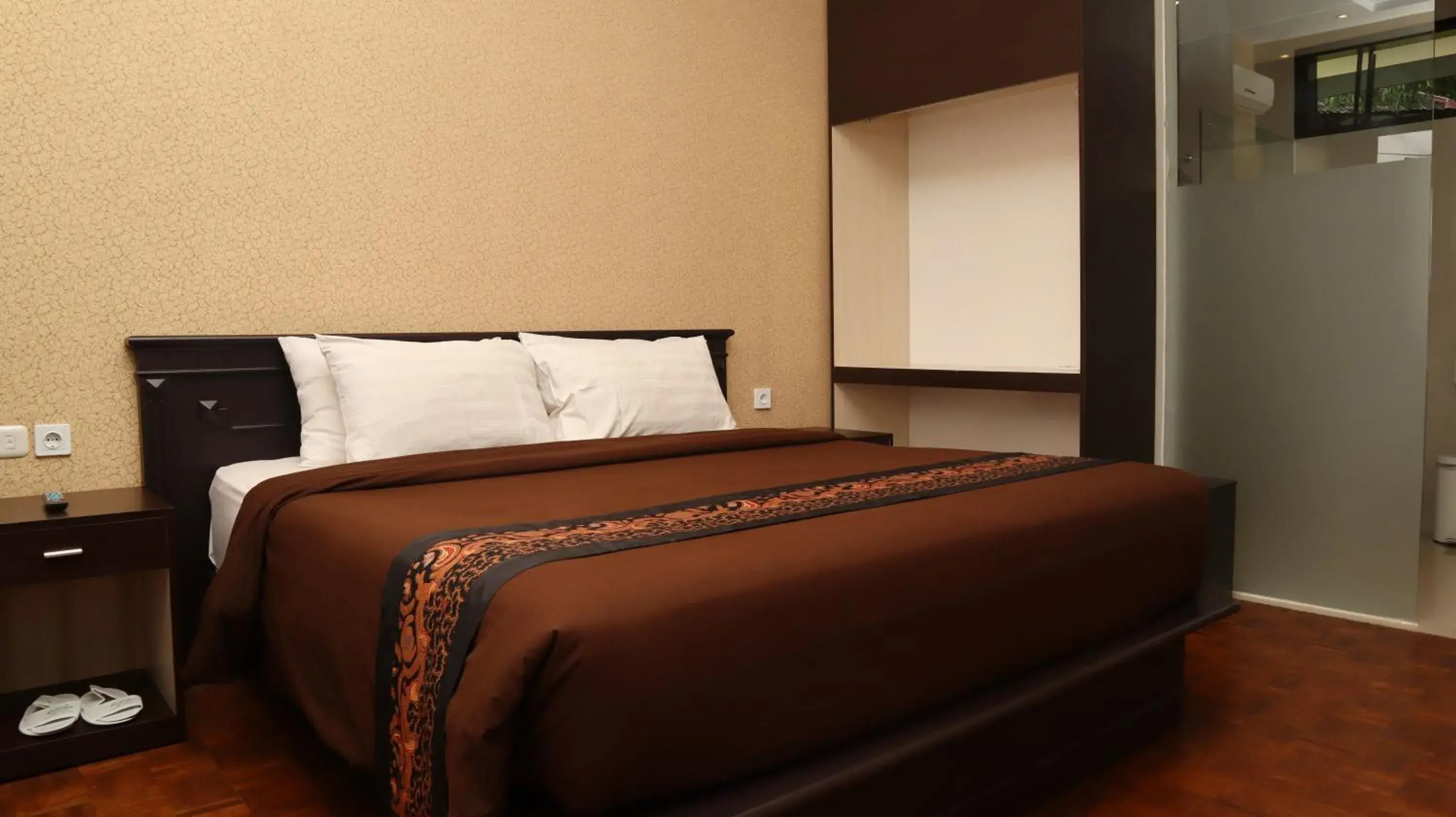 Bed in Kusuma Agrowisata Resort & Convention