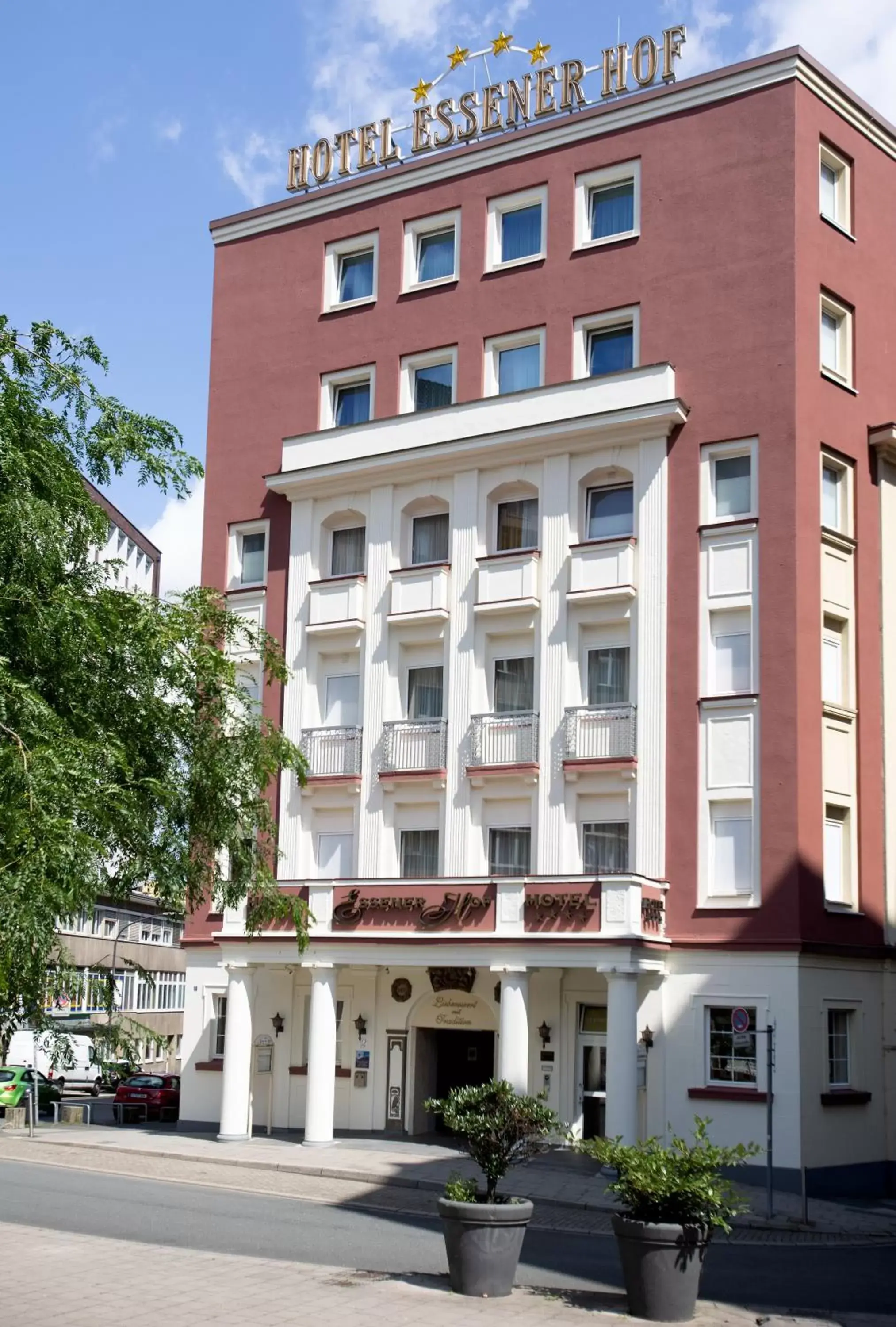 Property Building in Hotel Essener Hof; Sure Hotel Collection by Best Western