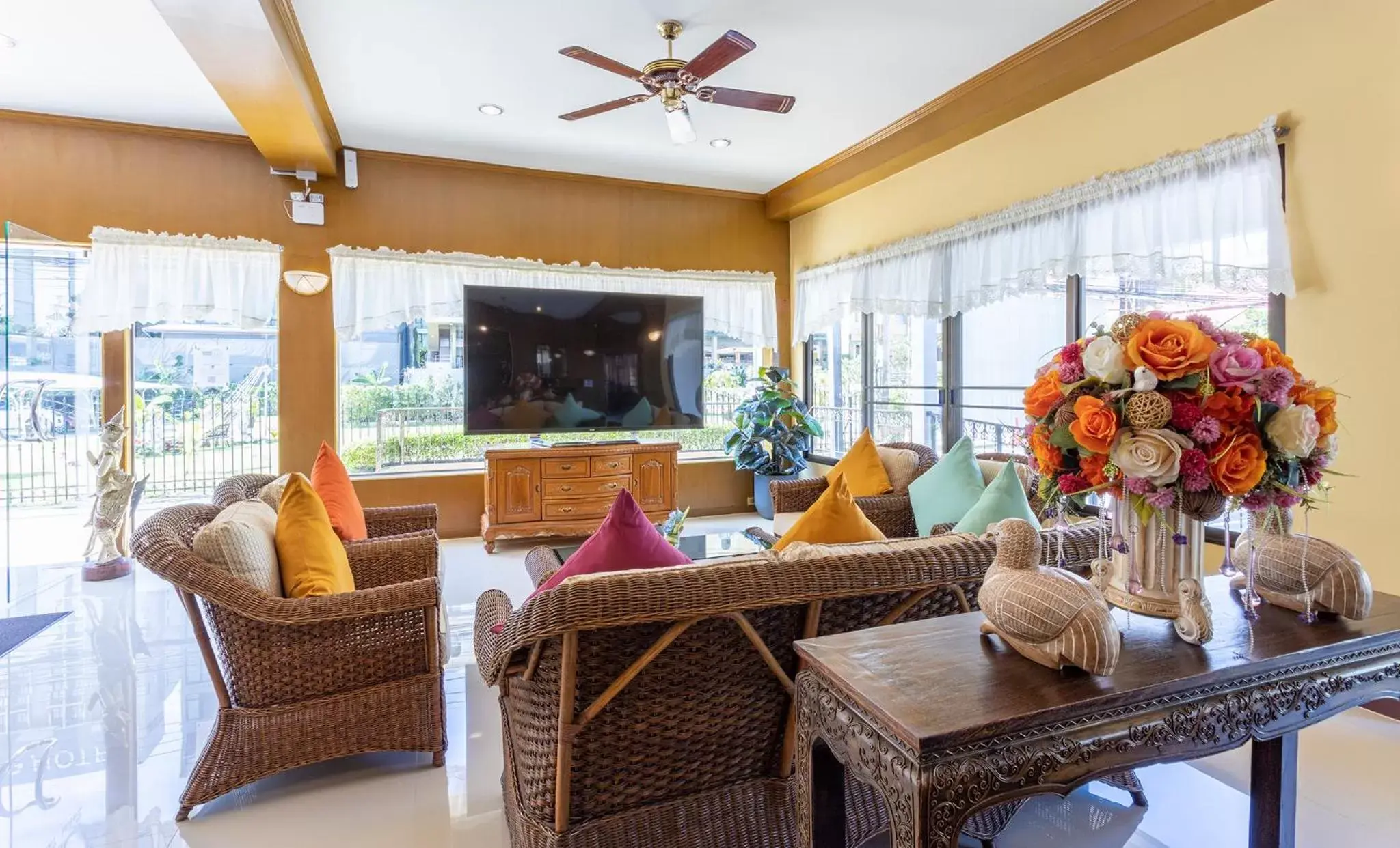 Seating Area in Sabai Inn