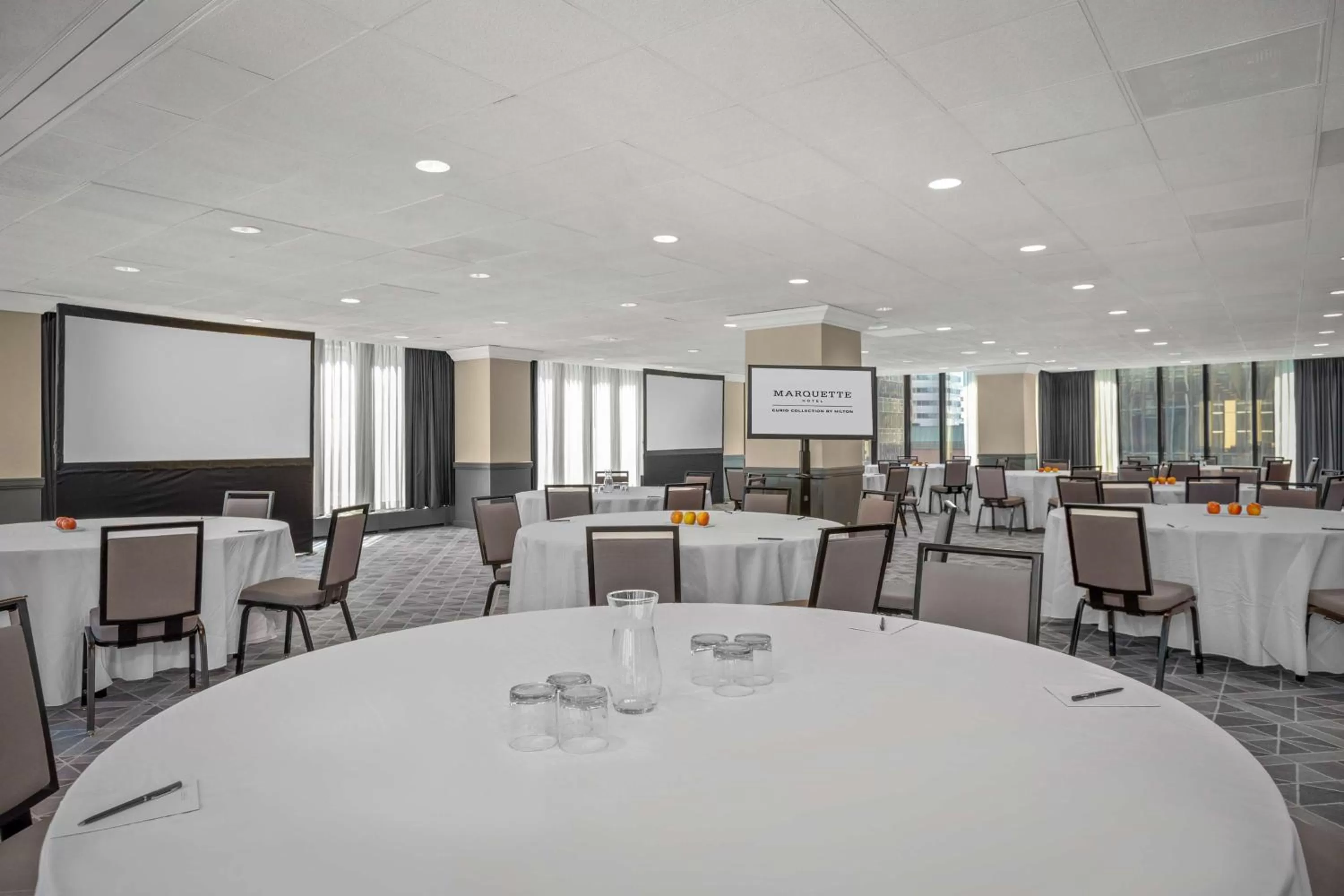 Meeting/conference room in The Marquette Hotel, Curio Collection by Hilton
