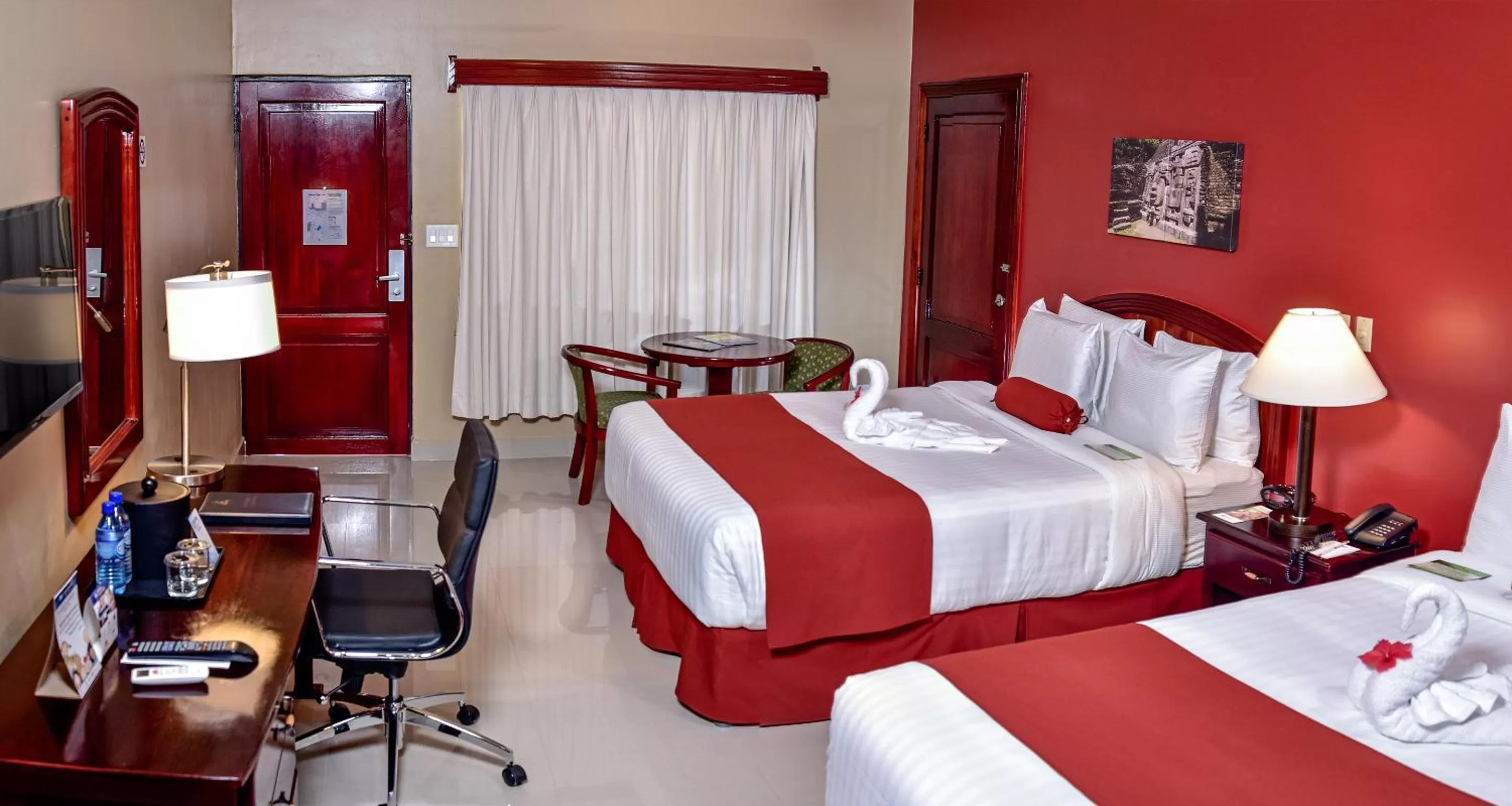 Photo of the whole room, Bed in Best Western Plus Belize Biltmore Plaza